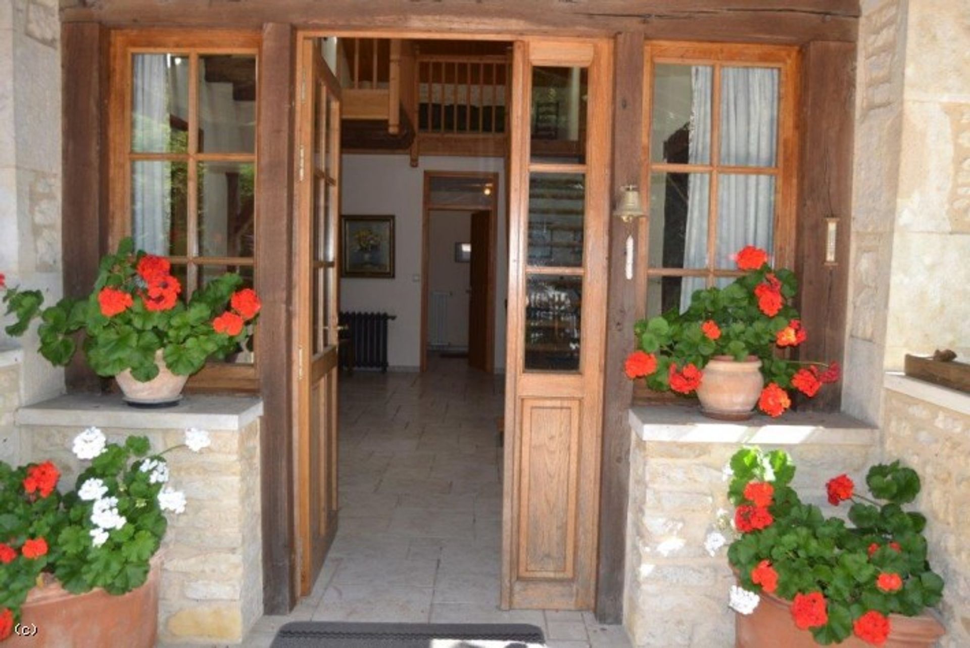 Huis in Champagne-Mouton, Nouvelle-Aquitaine 10852585