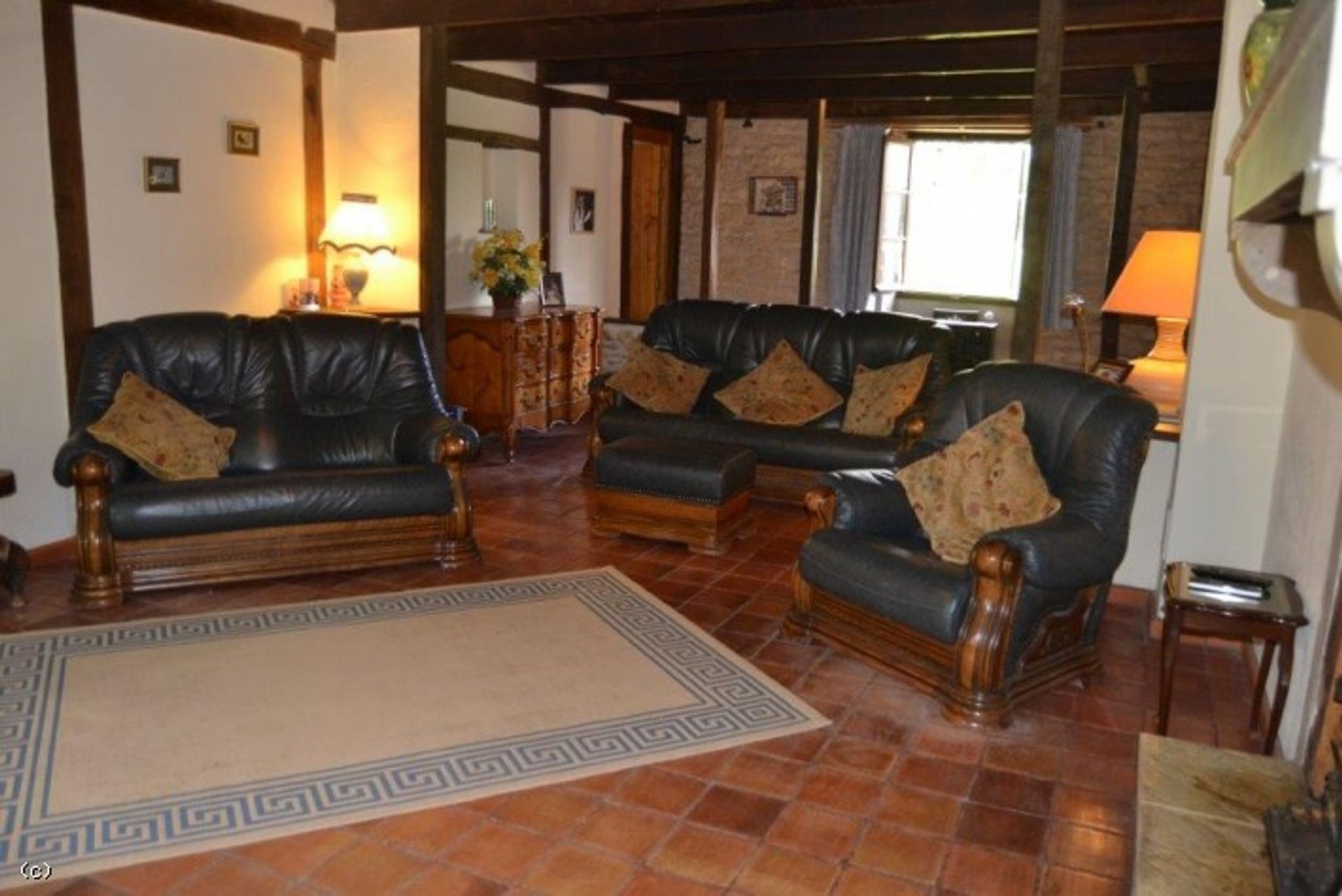 Huis in Champagne-Mouton, Nouvelle-Aquitaine 10852585