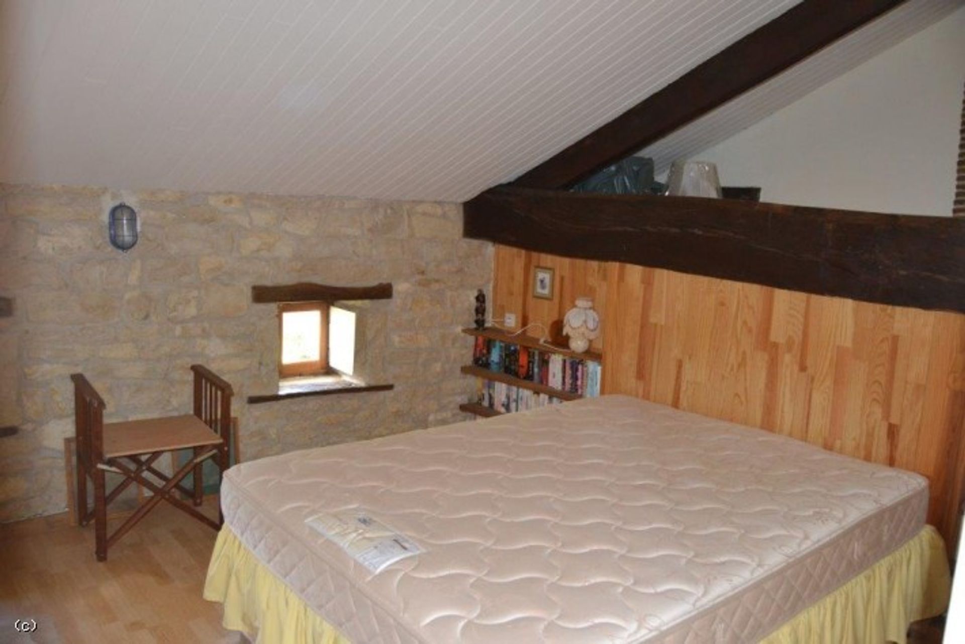 Huis in Champagne-Mouton, Nouvelle-Aquitaine 10852585