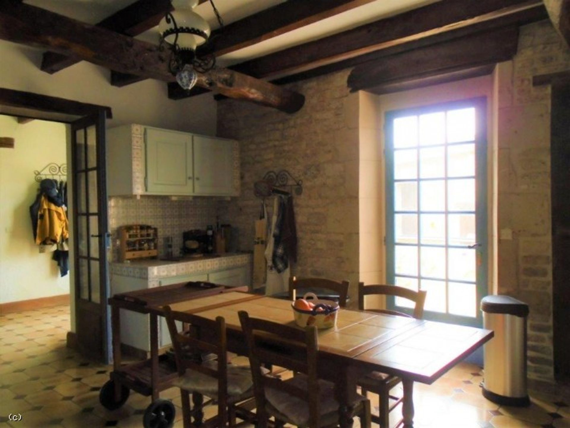 Huis in Chef-Boutonne, Nouvelle-Aquitaine 10852598