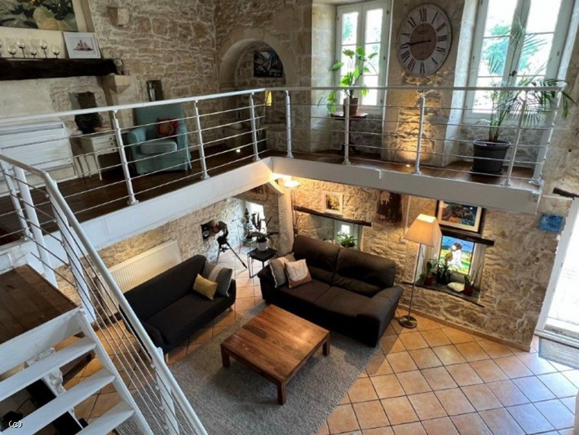 casa no Verteuil-sur-Charente, Nouvelle-Aquitaine 10852605