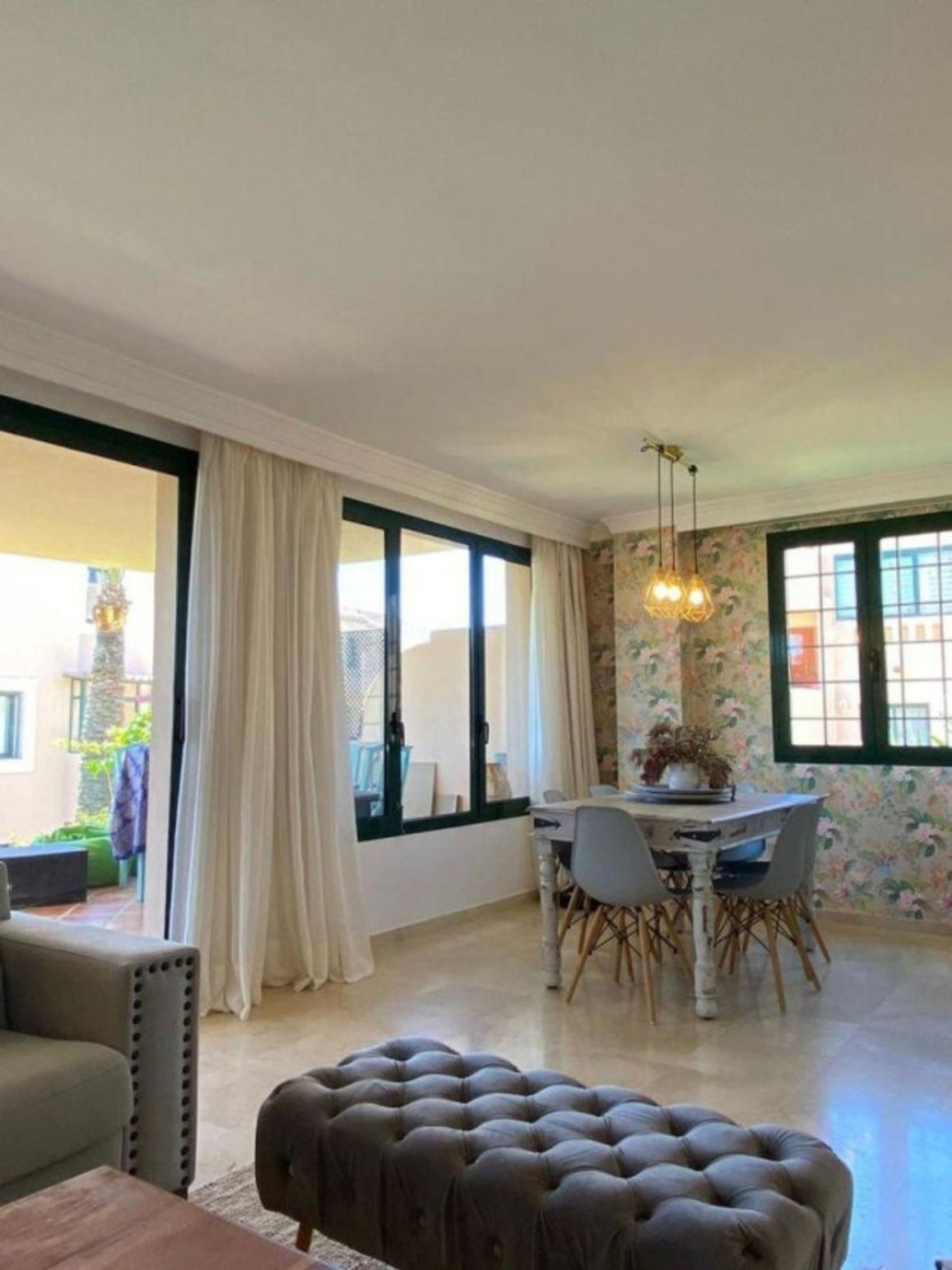 Condominio en Marbella, Andalucía 10852615