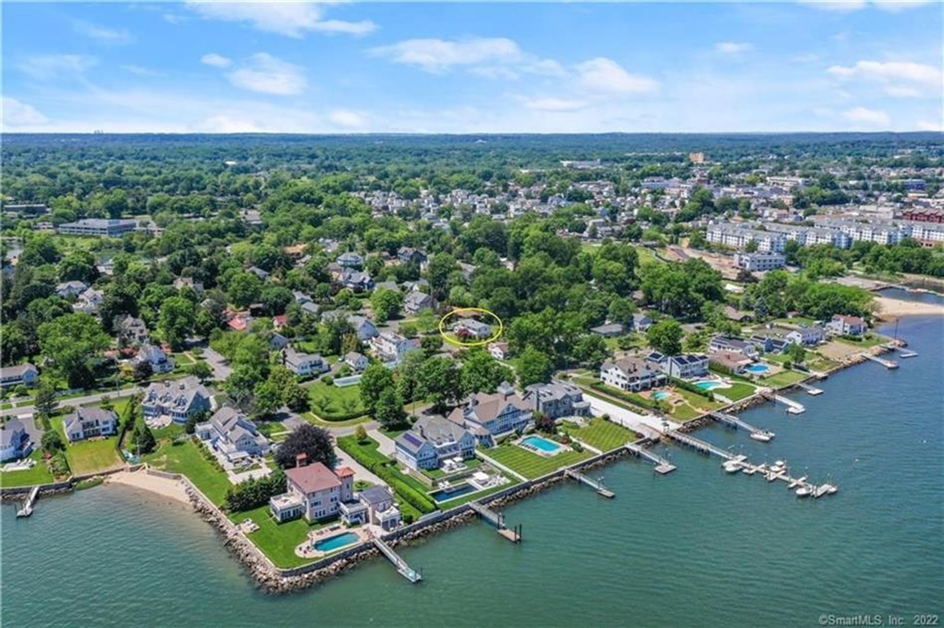 жилой дом в Stamford, Connecticut 10852724