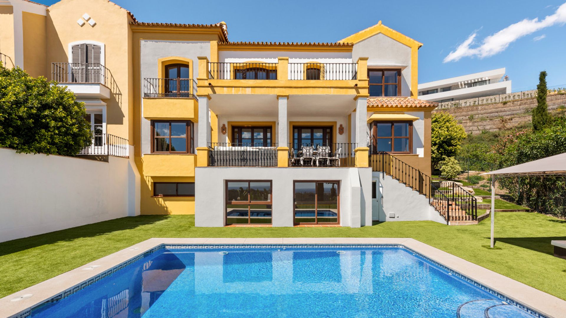 House in Benahavis, Andalusia 10852840