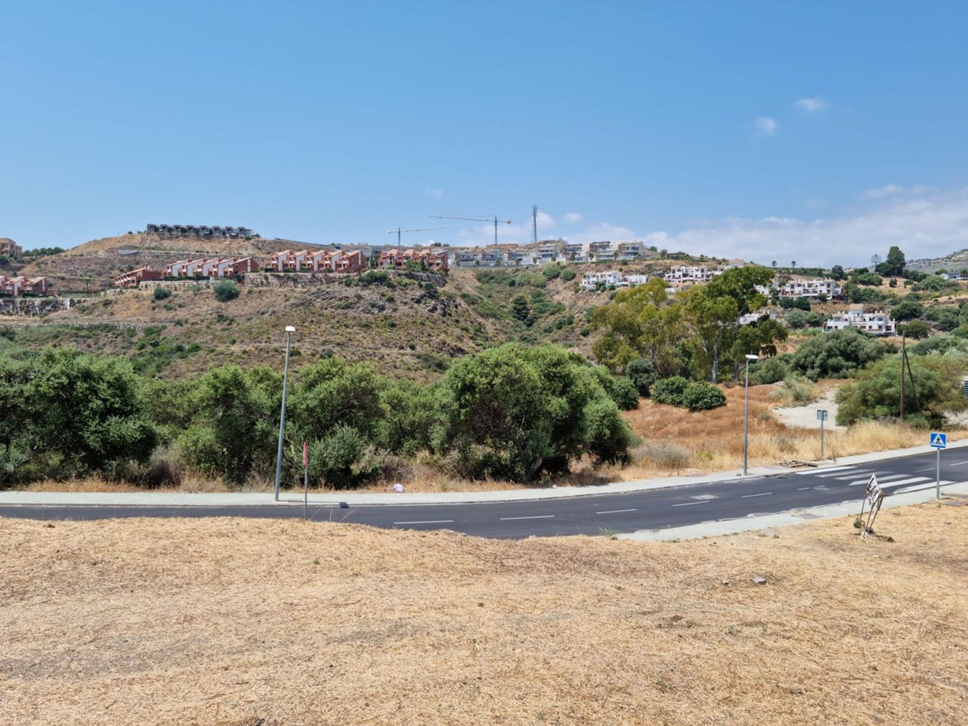 Land in Benahavís, Andalucía 10853003