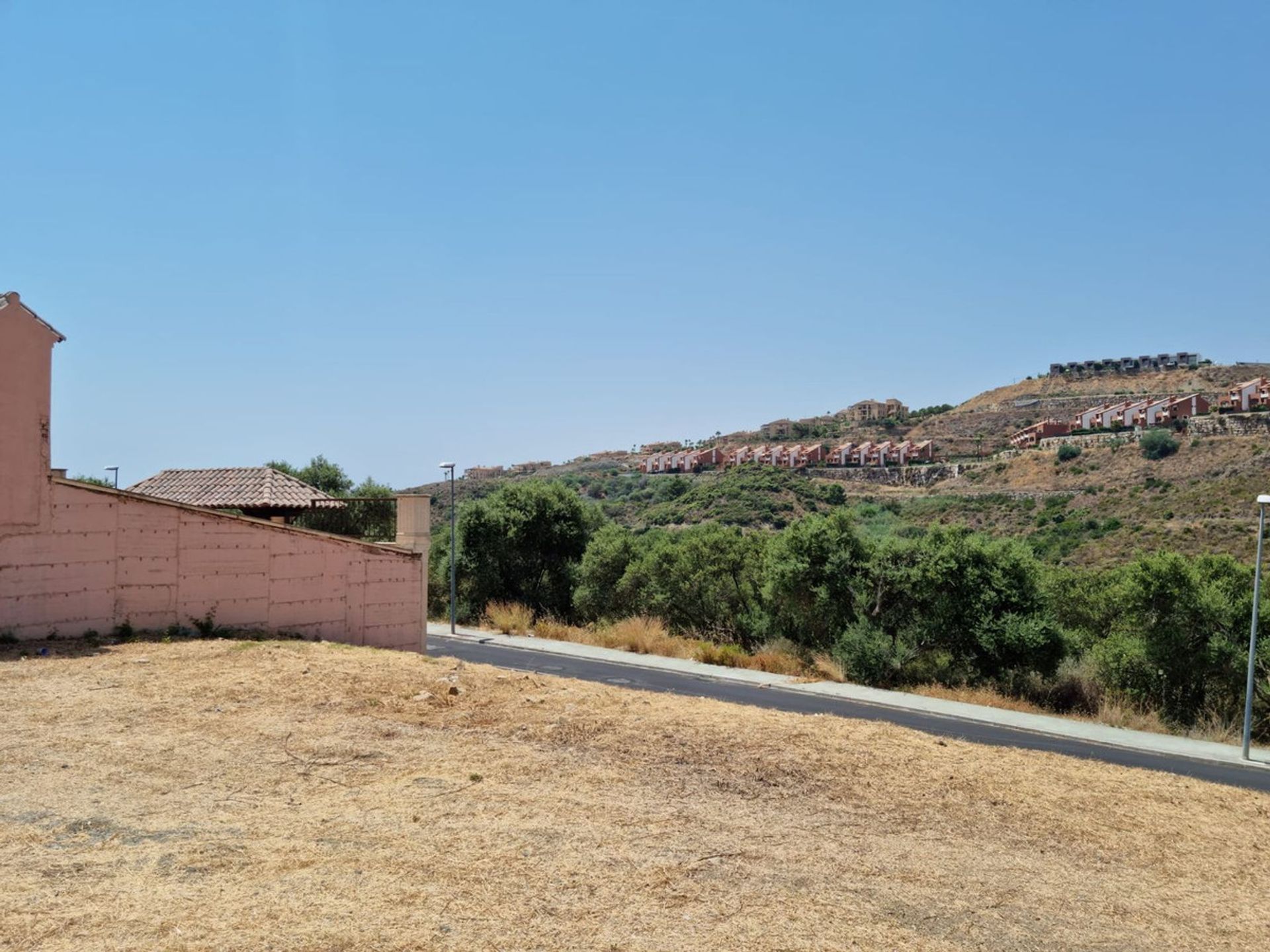 Land in Benahavís, Andalucía 10853003