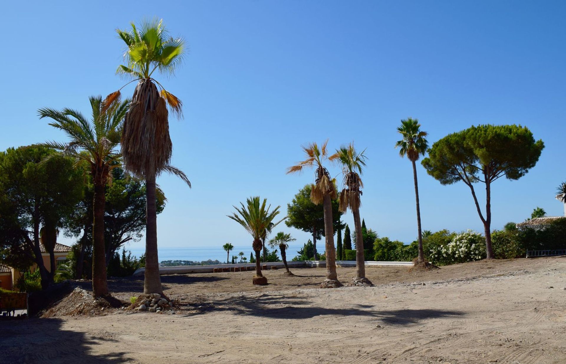 土地 在 Benahavís, Andalucía 10853004