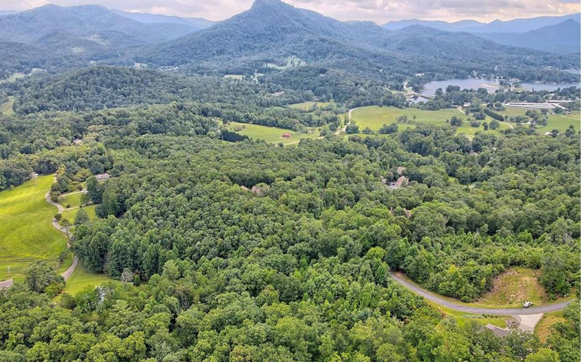 Jord i Hiawassee, Georgia 10853066