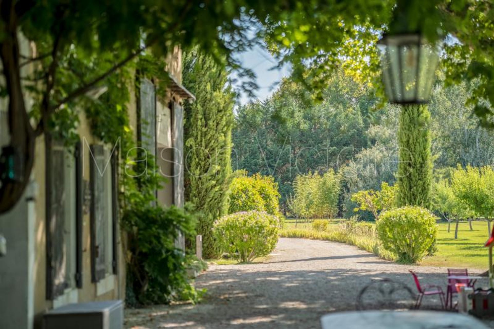 rumah dalam L'Isle-sur-la-Sorgue, Provence-Alpes-Côte d'Azur 10853083