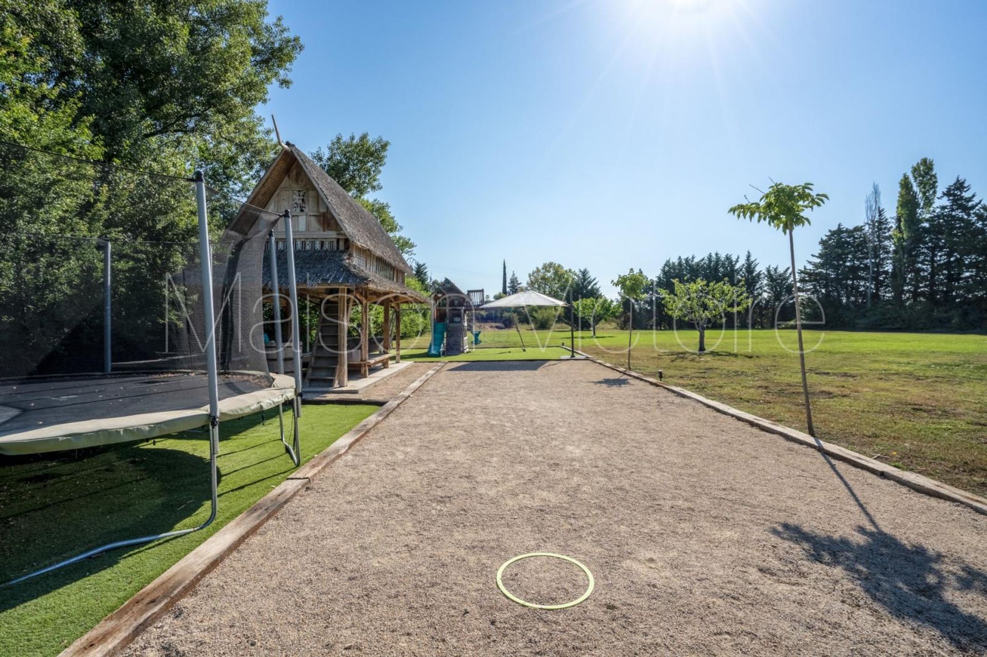 rumah dalam L'Isle-sur-la-Sorgue, Provence-Alpes-Côte d'Azur 10853083