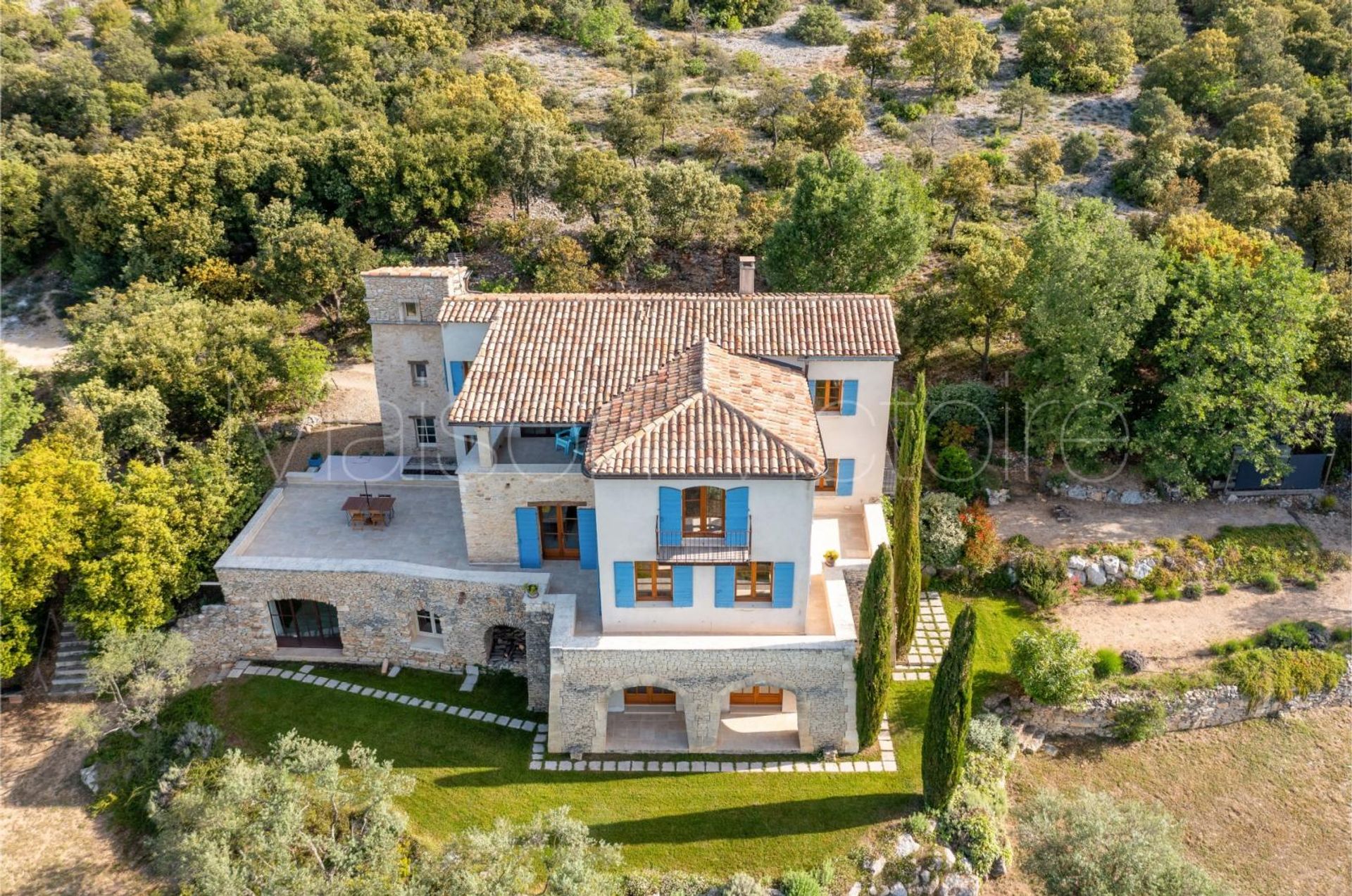 Huis in Saint-Saturnin-lès-Apt, Provence-Alpes-Côte d'Azur 10853086