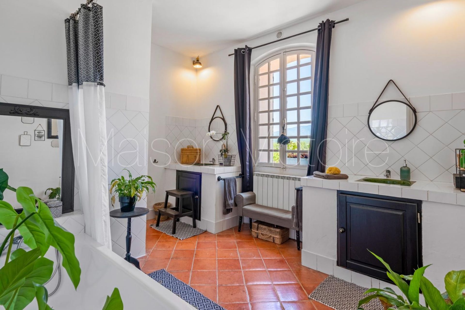 жилой дом в Mazan, Provence-Alpes-Côte d'Azur 10853093