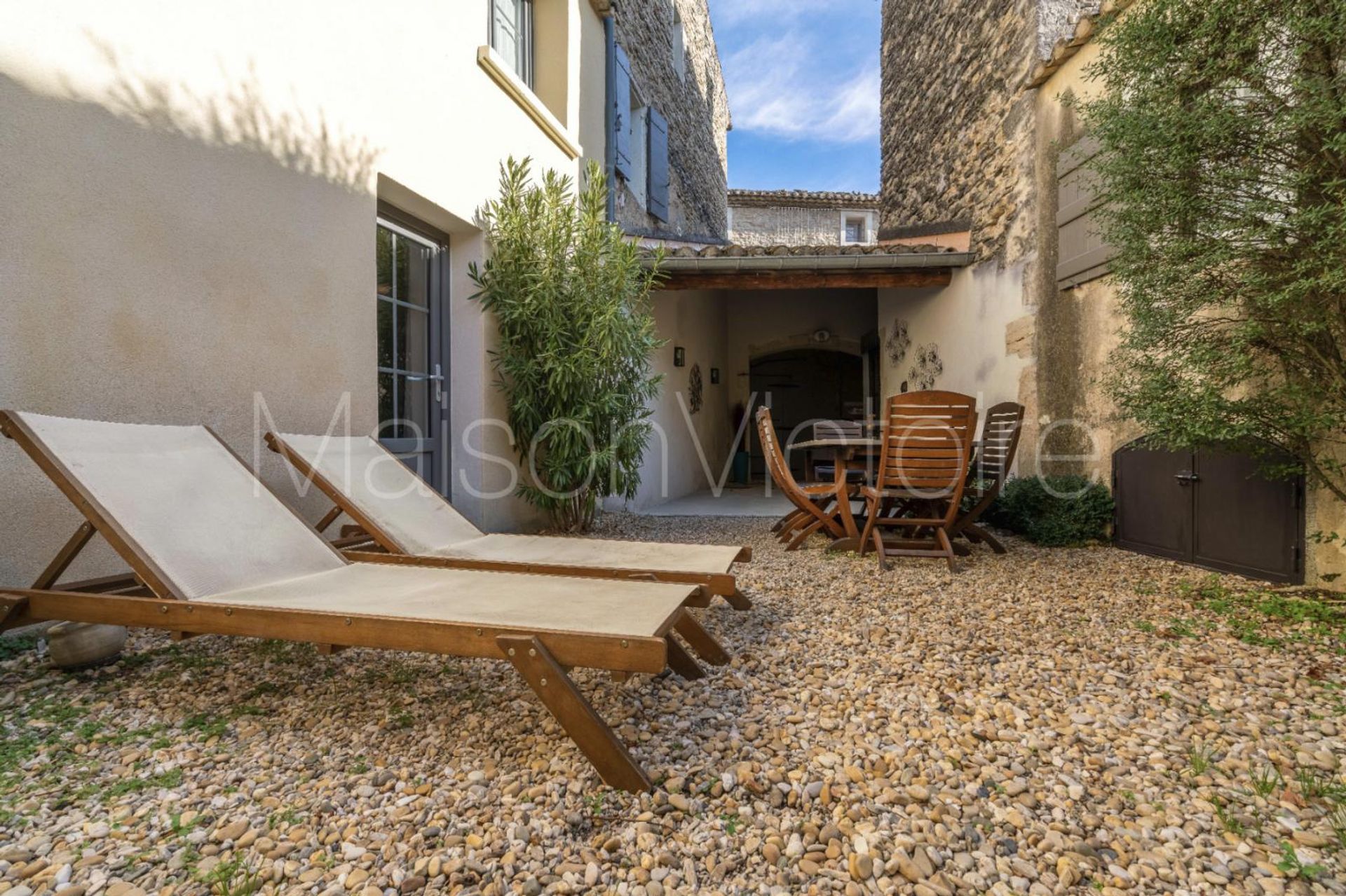 Hus i Cabrières-d'Avignon, Provence-Alpes-Côte d'Azur 10853168