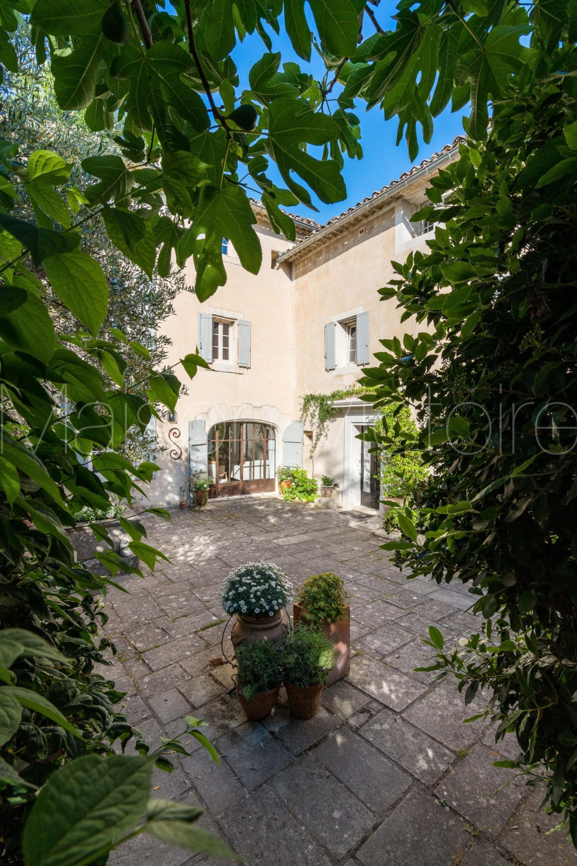 Будинок в Oppede le Vieux, Provence-Alpes-Cote d'Azur 10853297