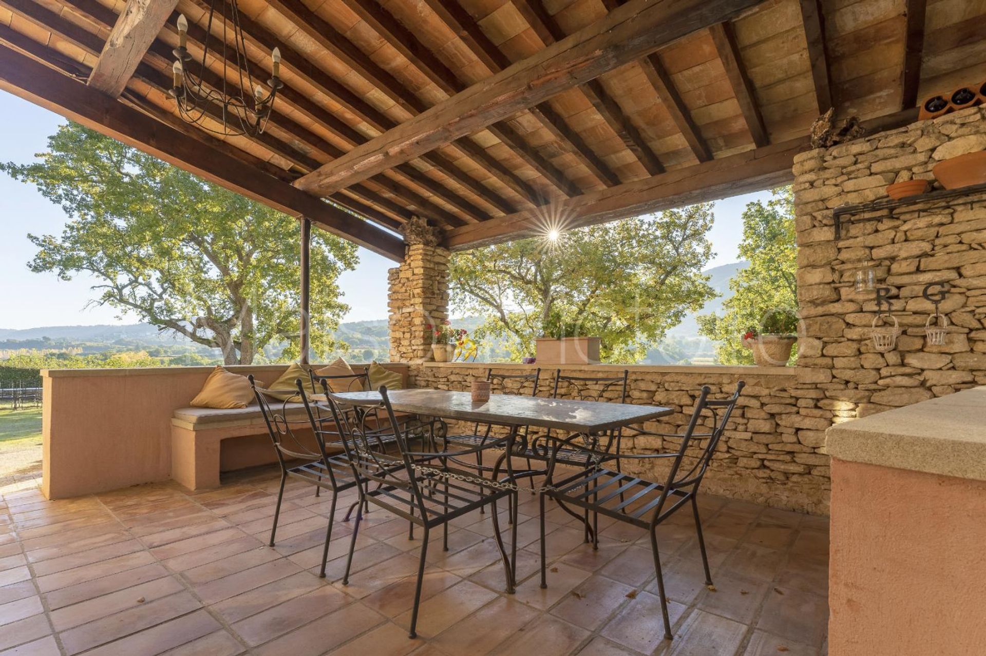 casa en Bonnieux, Provence-Alpes-Cote d'Azur 10853350