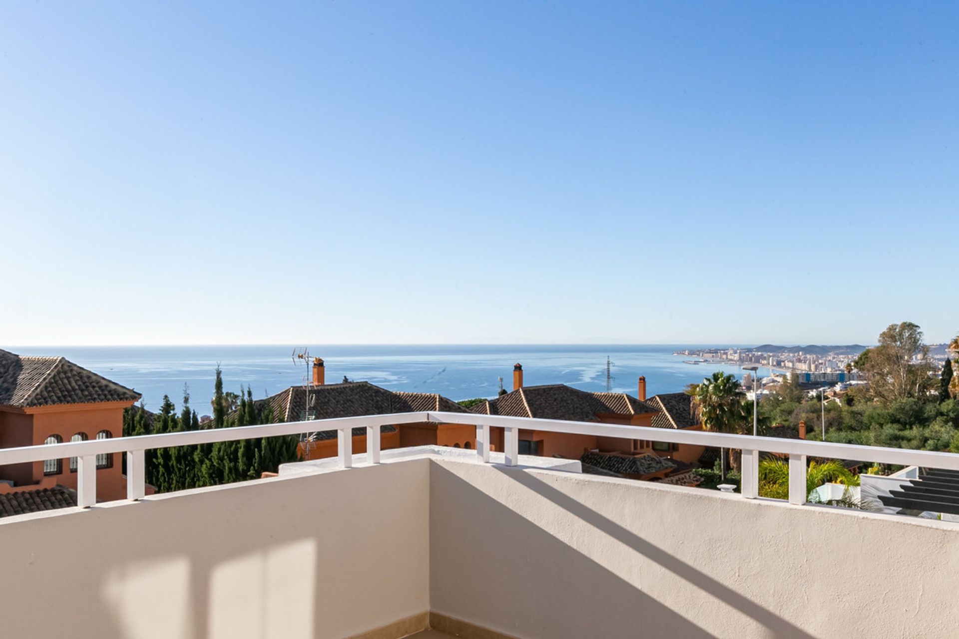 House in Benalmádena, Andalusia 10853376