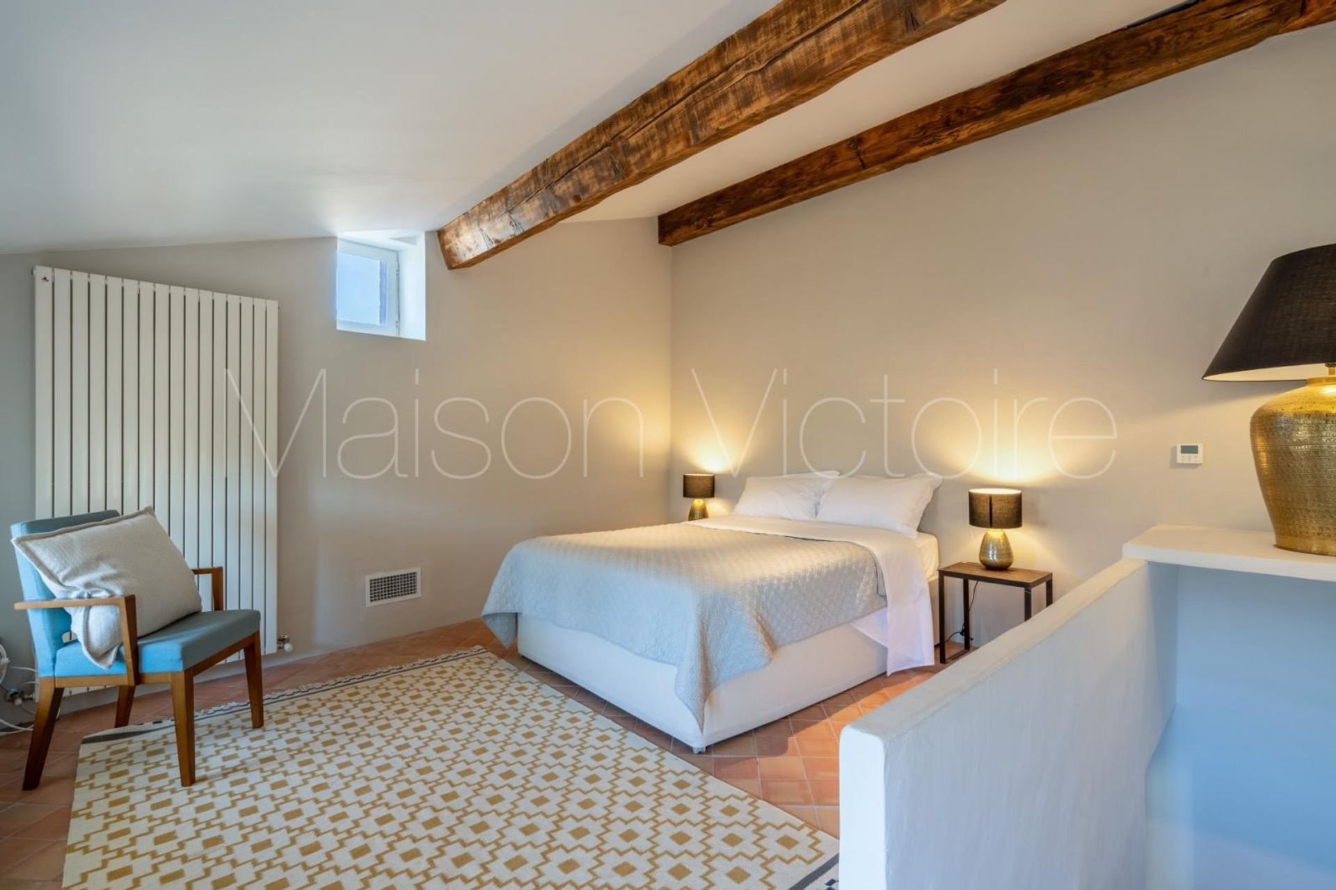 Hus i Cabrières-d'Avignon, Provence-Alpes-Côte d'Azur 10853393