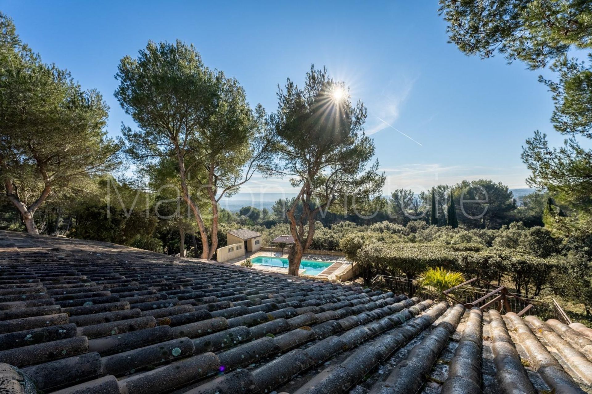 Rumah di L'Isle-sur-la-Sorgue, Provence-Alpes-Côte d'Azur 10853401