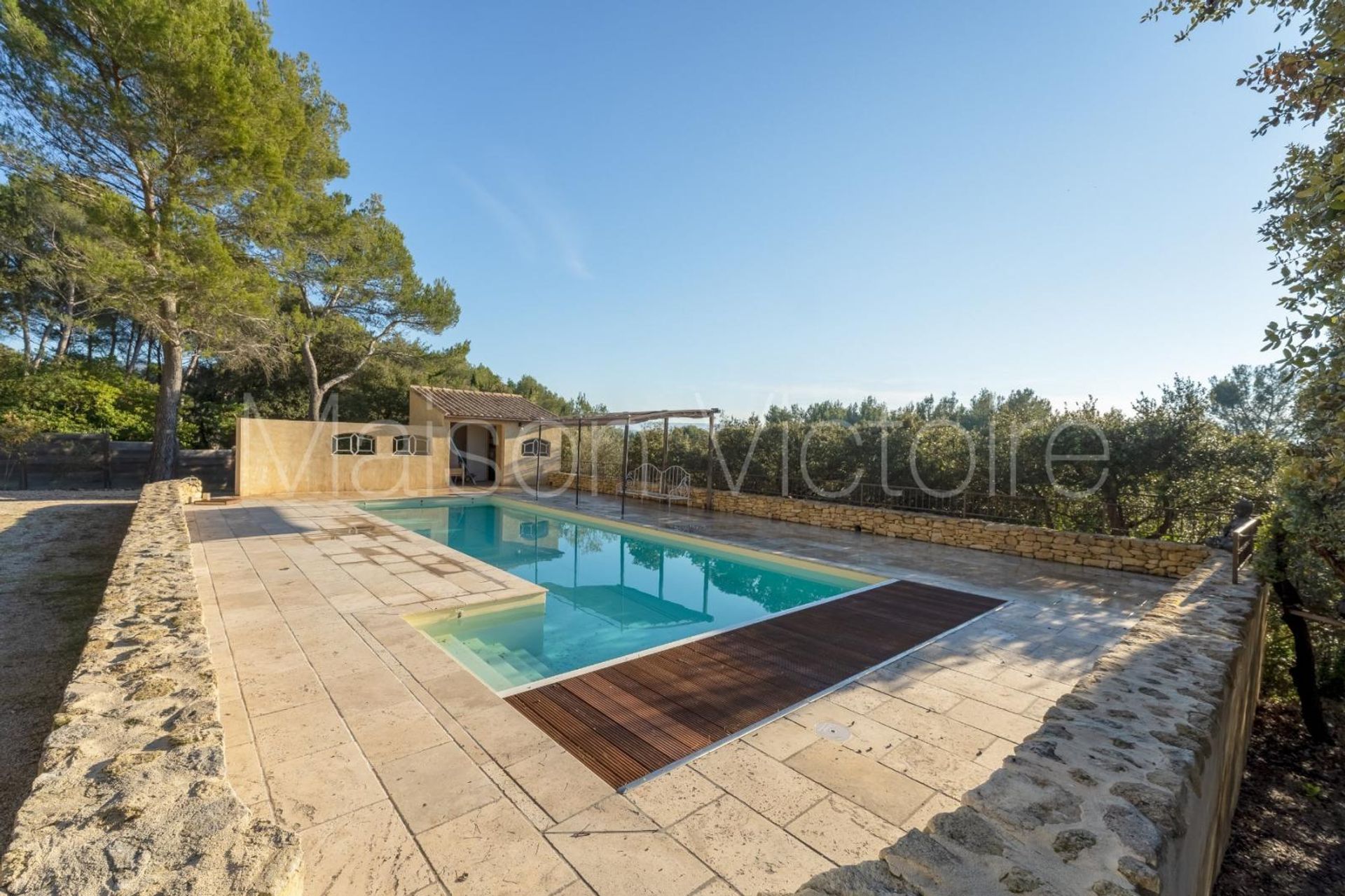 casa no L'Isle-sur-la-Sorgue, Provence-Alpes-Côte d'Azur 10853401