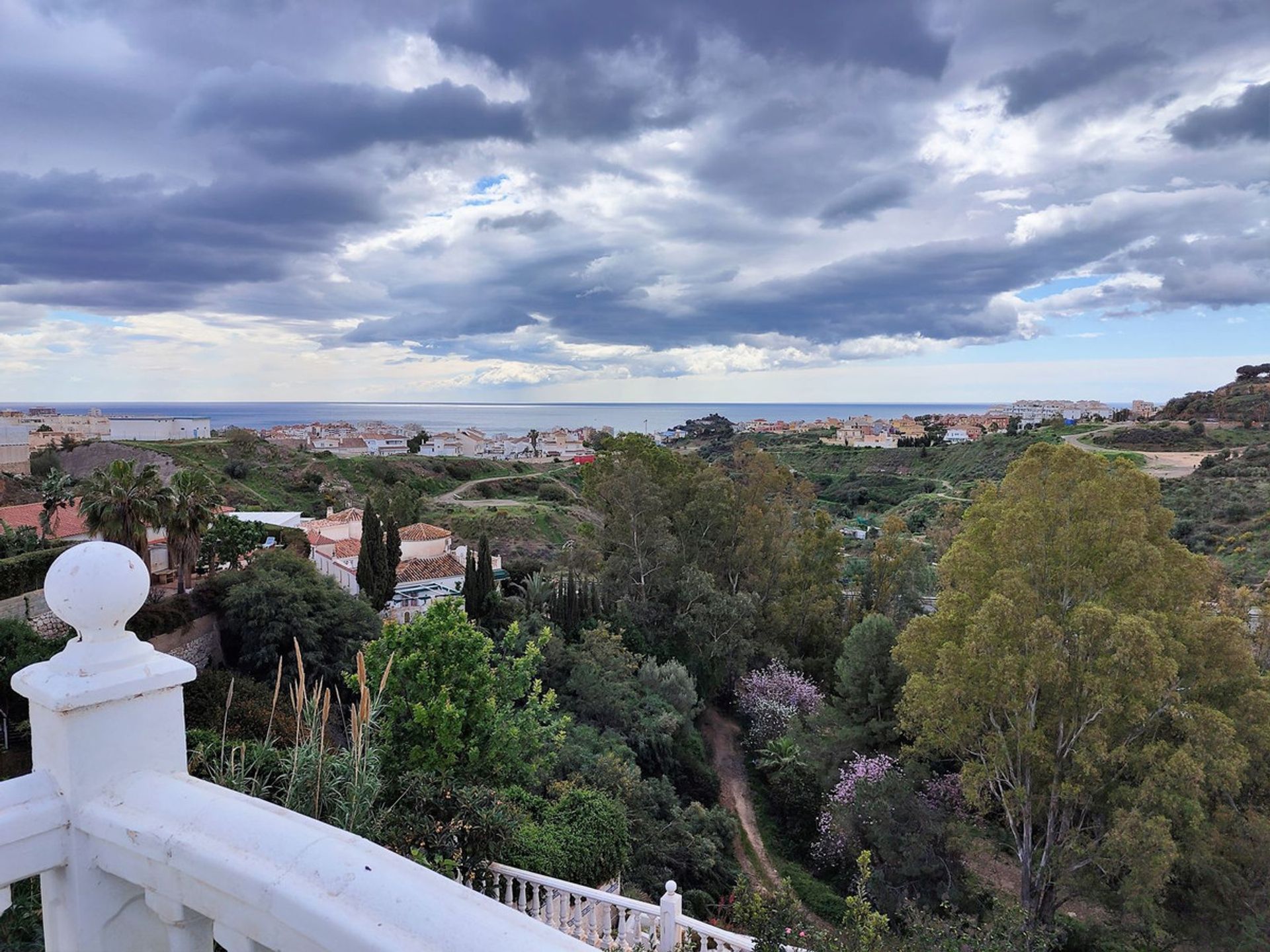 rumah dalam Benalmádena, Andalusia 10853516