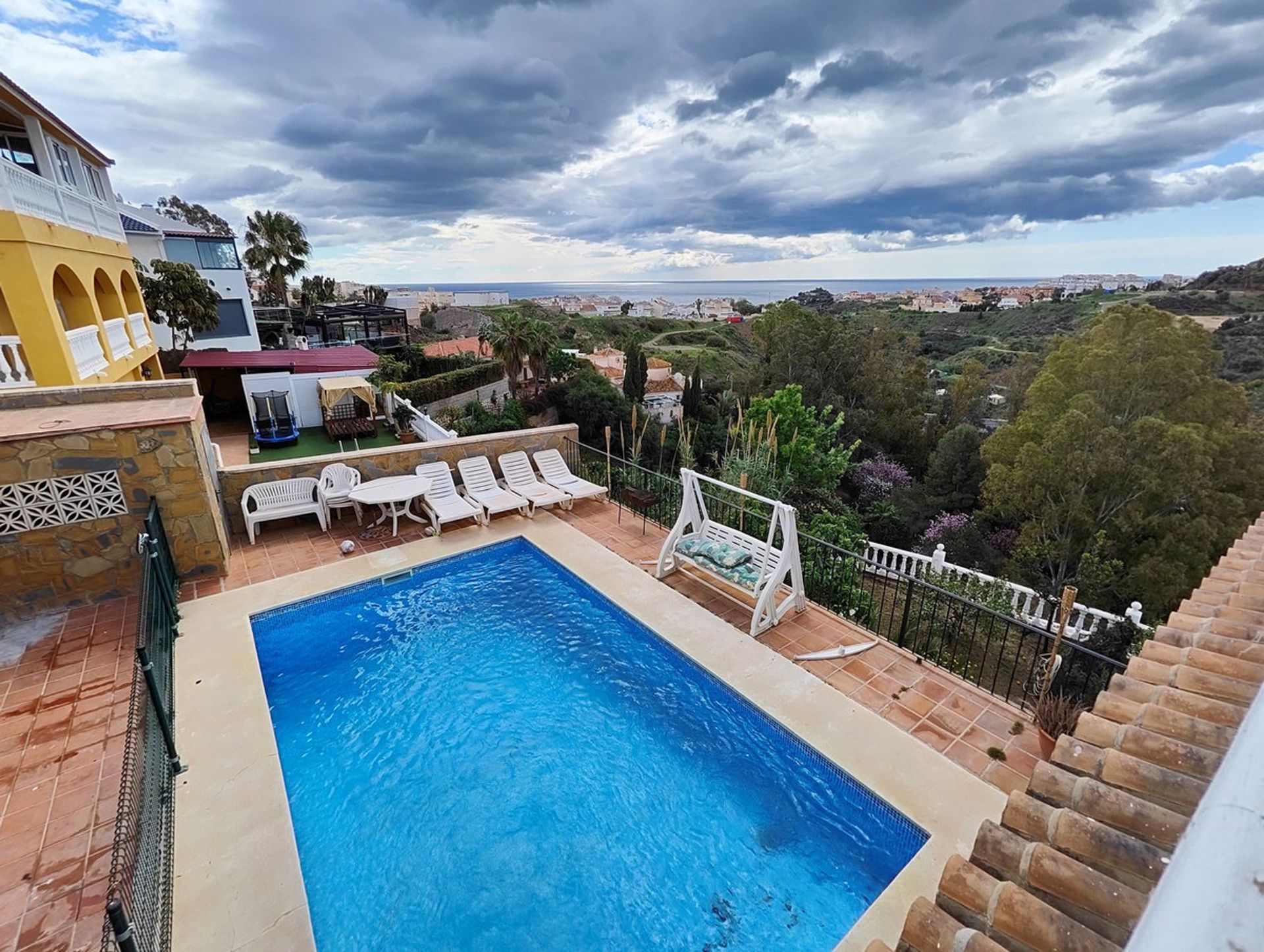 rumah dalam Benalmádena, Andalusia 10853516