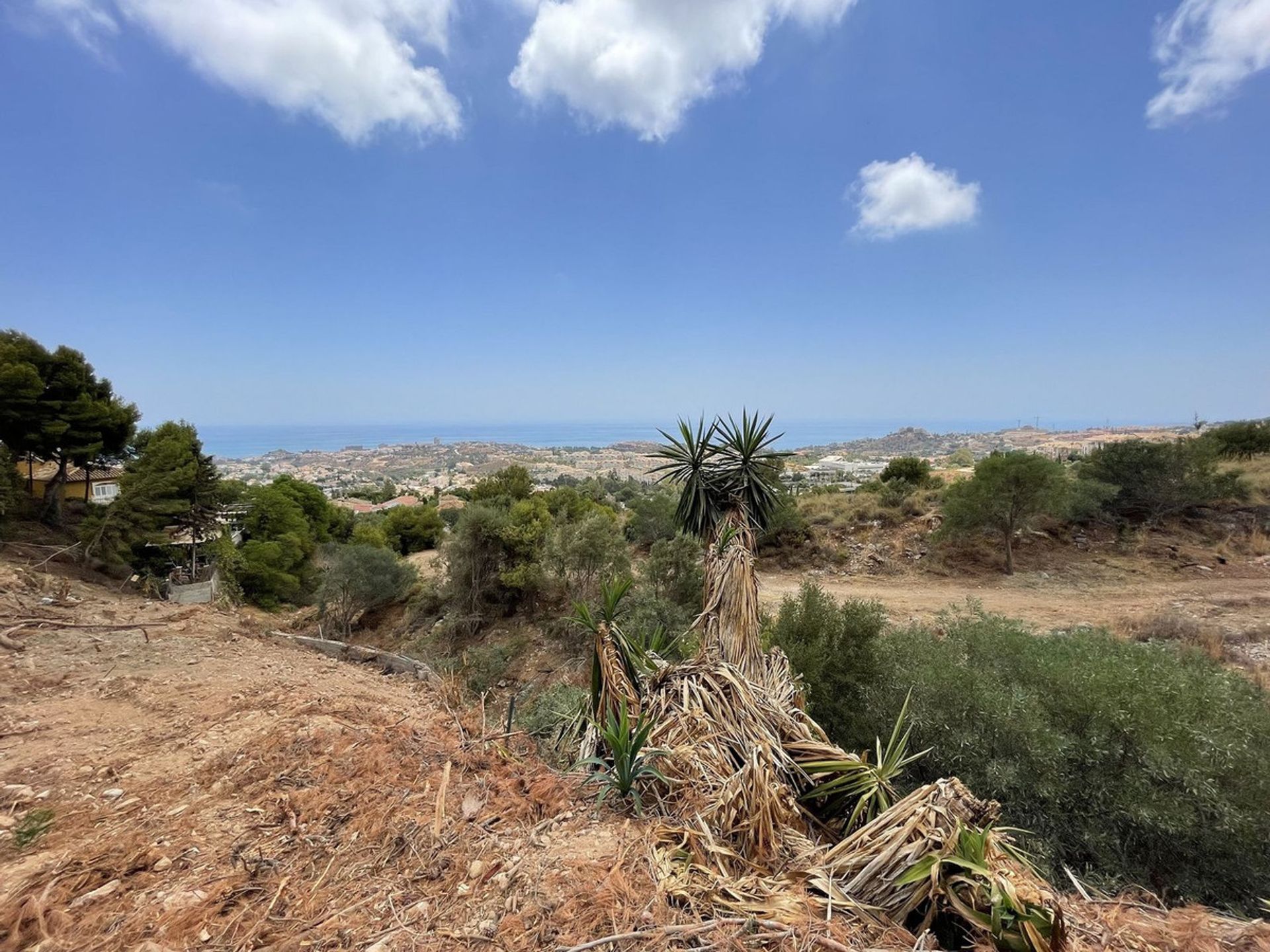 土地 在 Benalmádena, Andalusia 10853560