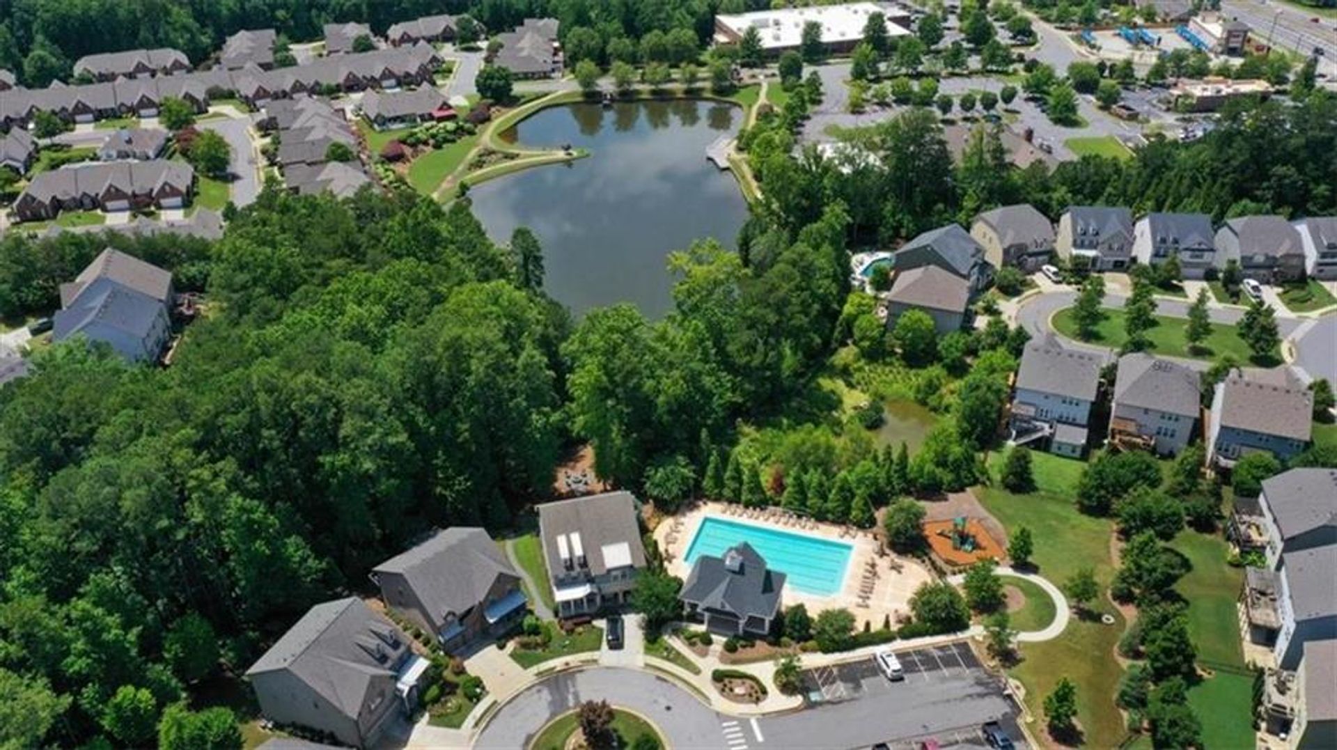 House in Woodstock, Georgia 10853658