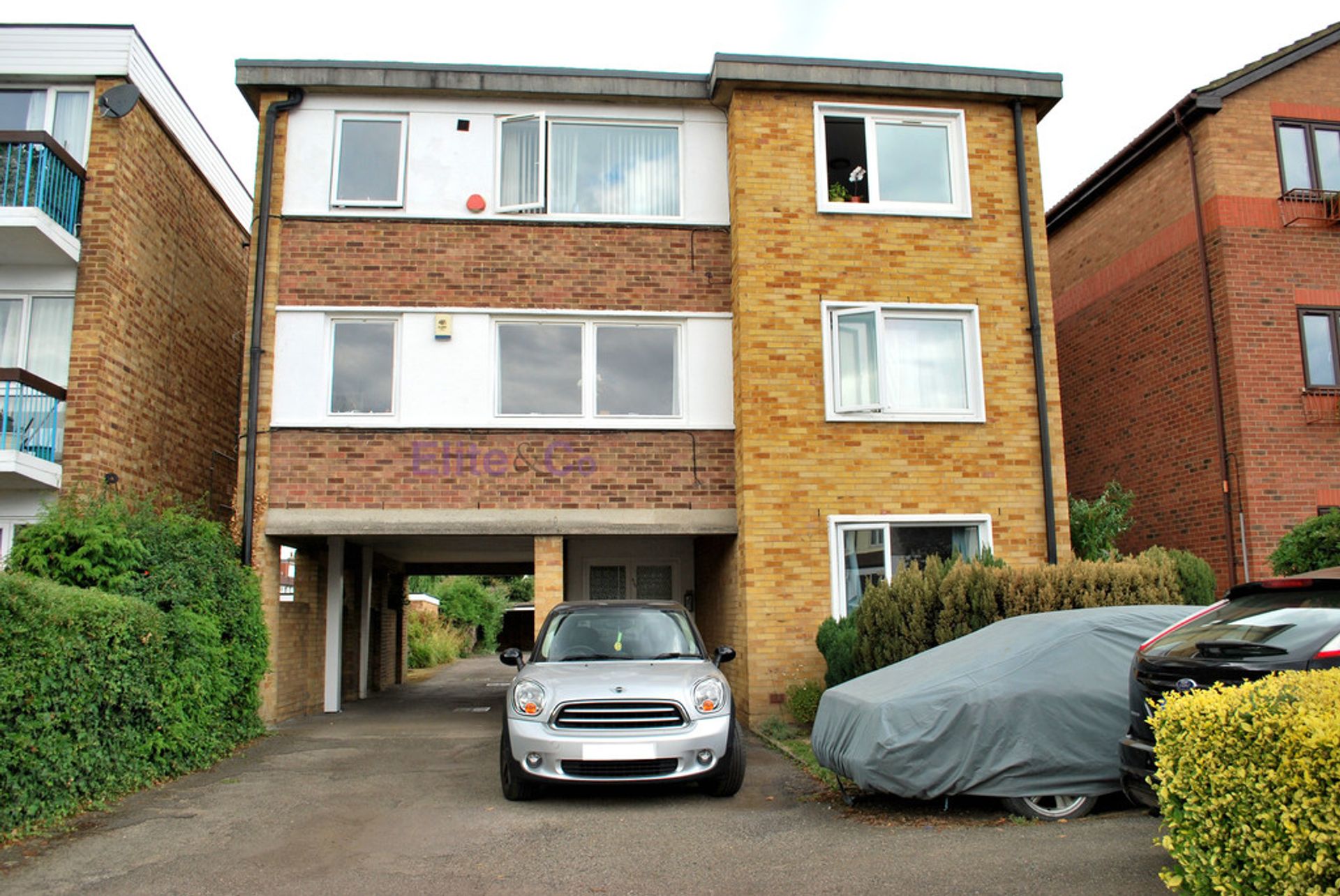 Condominium in Elmers End, Bromley 10853912