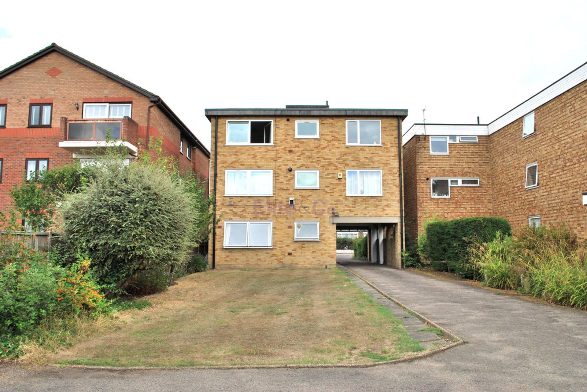 Condominium dans , England 10853912