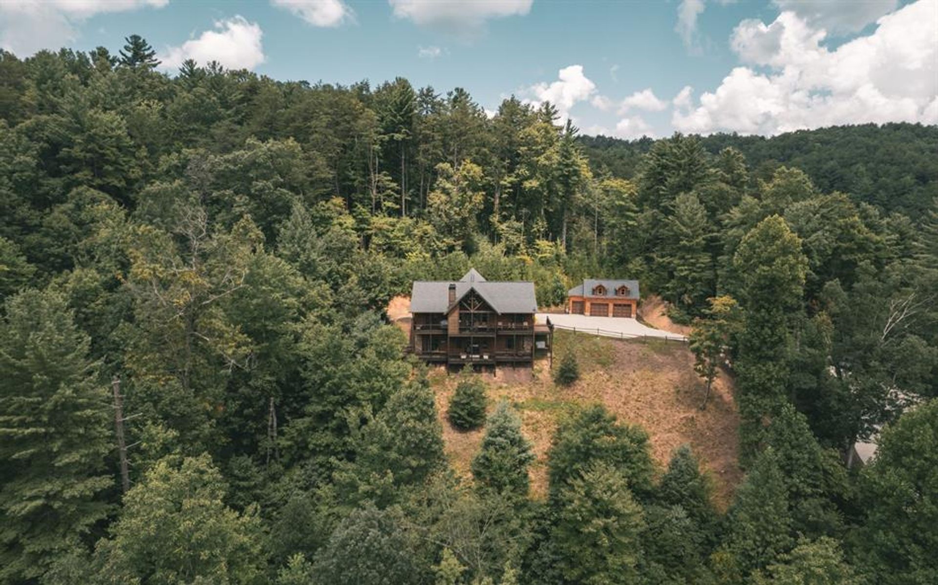 Rumah di Cherry Log, Georgia 10853913