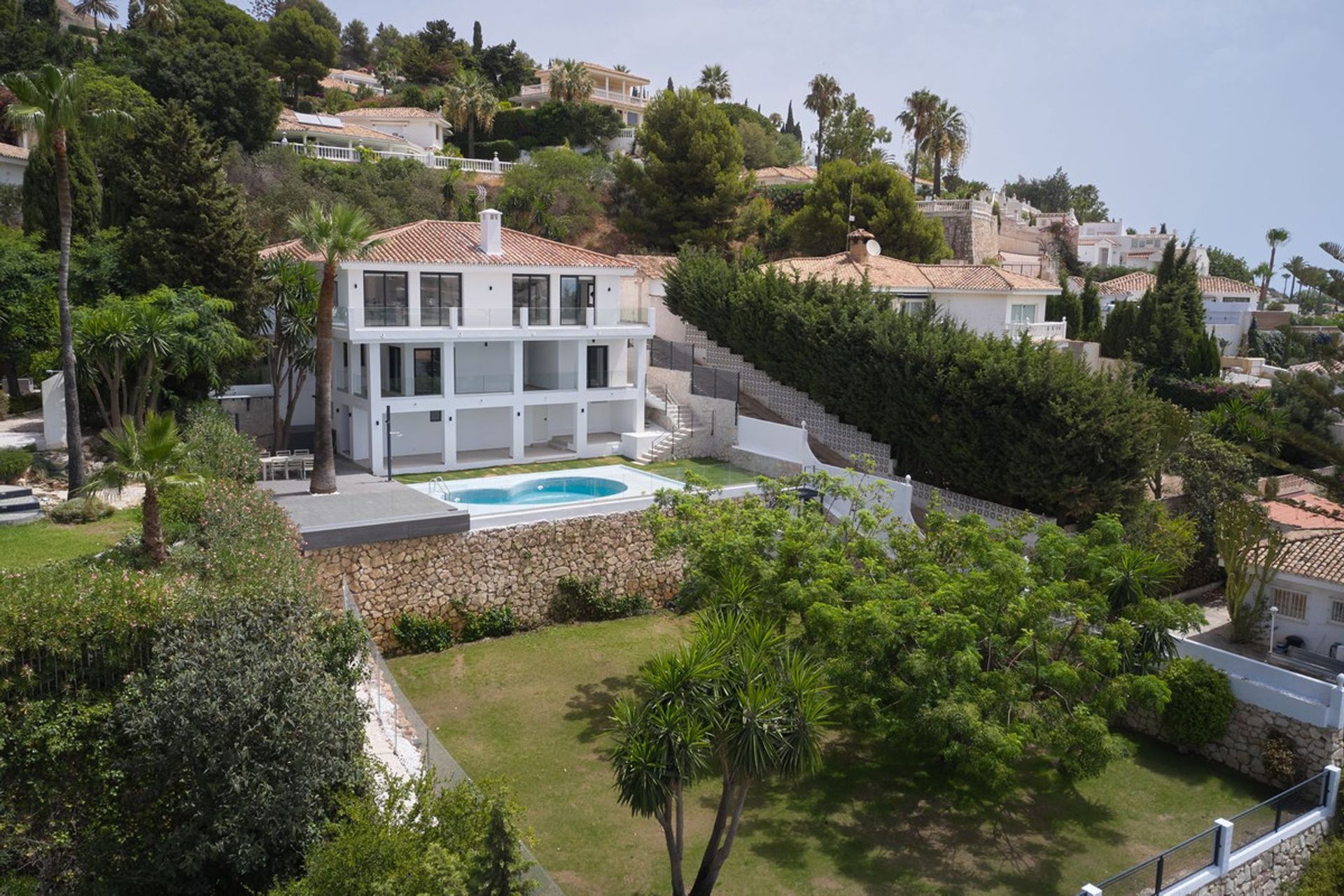 House in Benalmádena, Andalusia 10854136