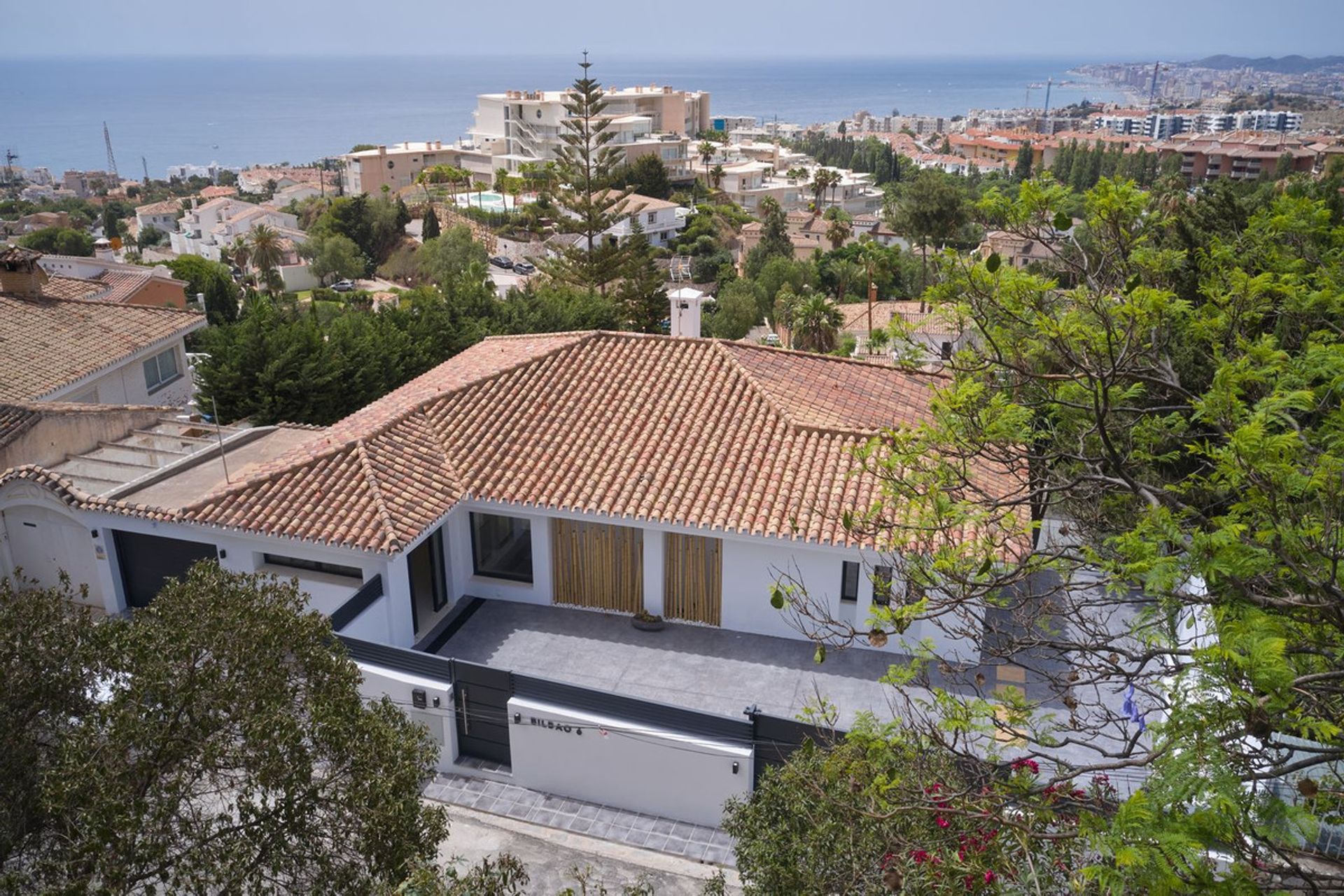 House in Benalmádena, Andalusia 10854136