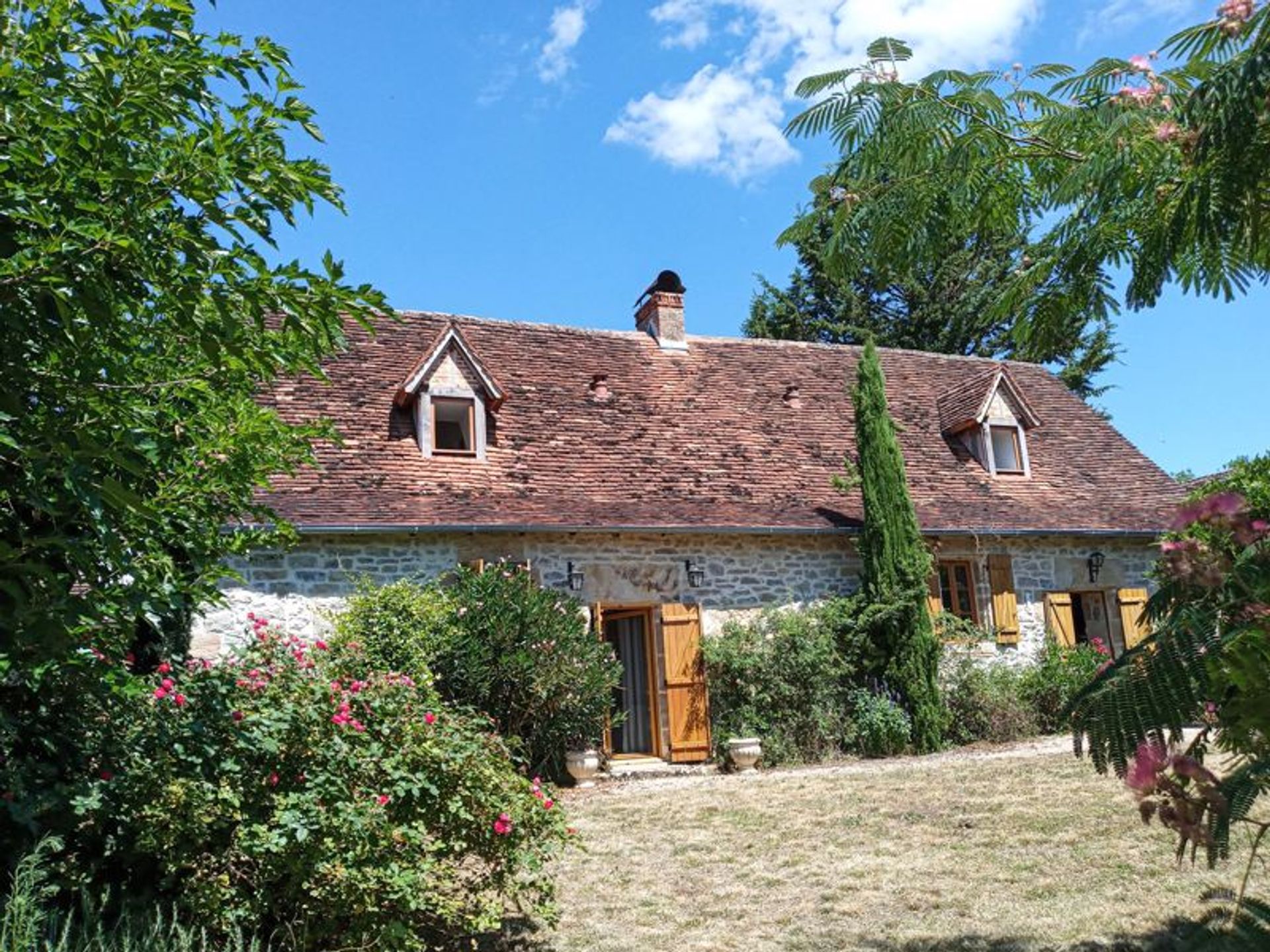 rumah dalam Anglars, Occitanie 10854232