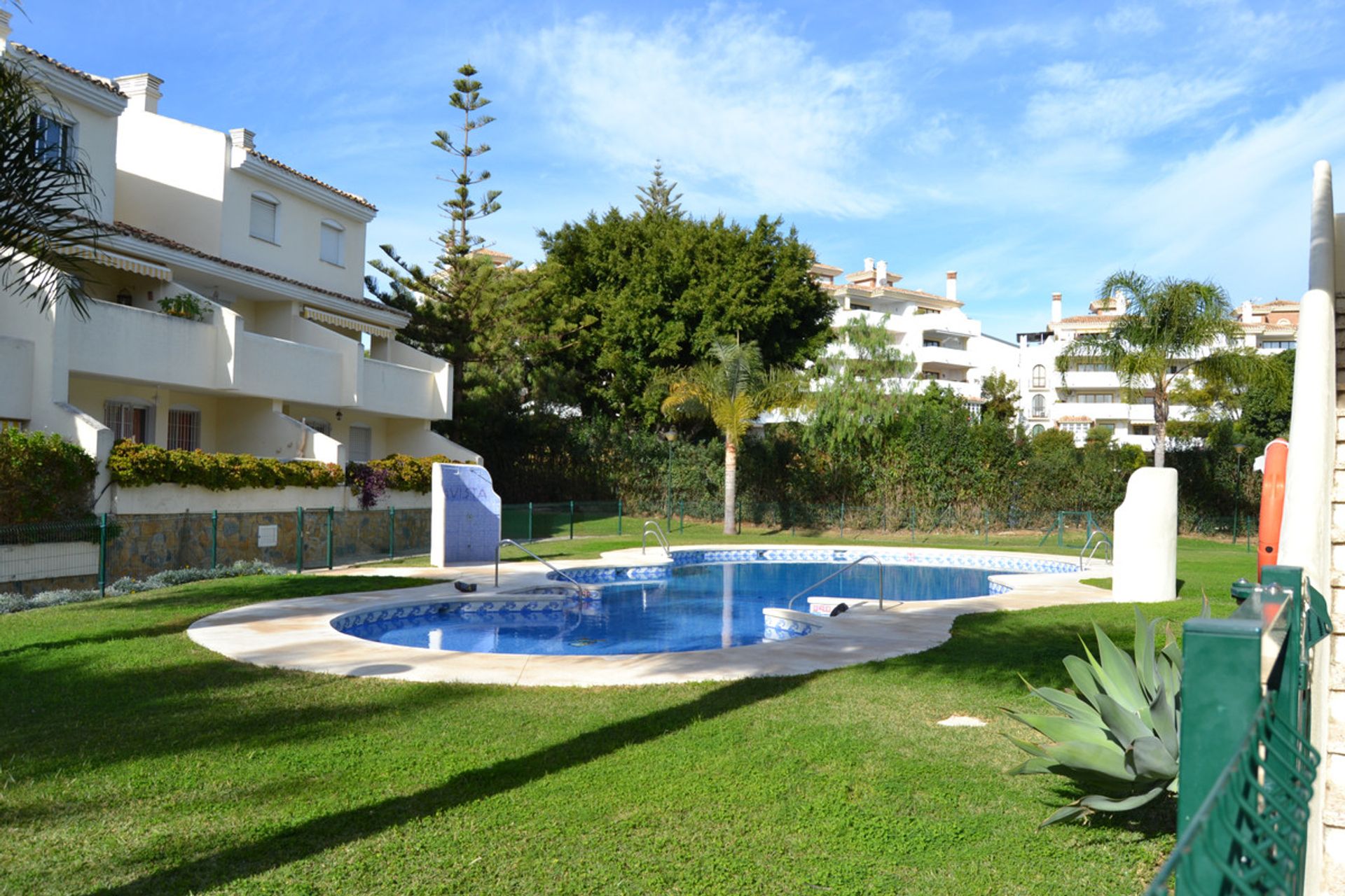 Osakehuoneisto sisään Fuengirola, Andalusia 10854263