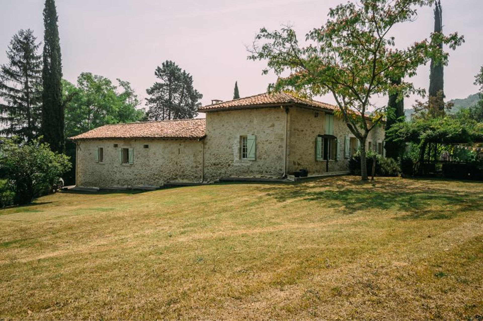 House in Auch, Occitanie 10854274