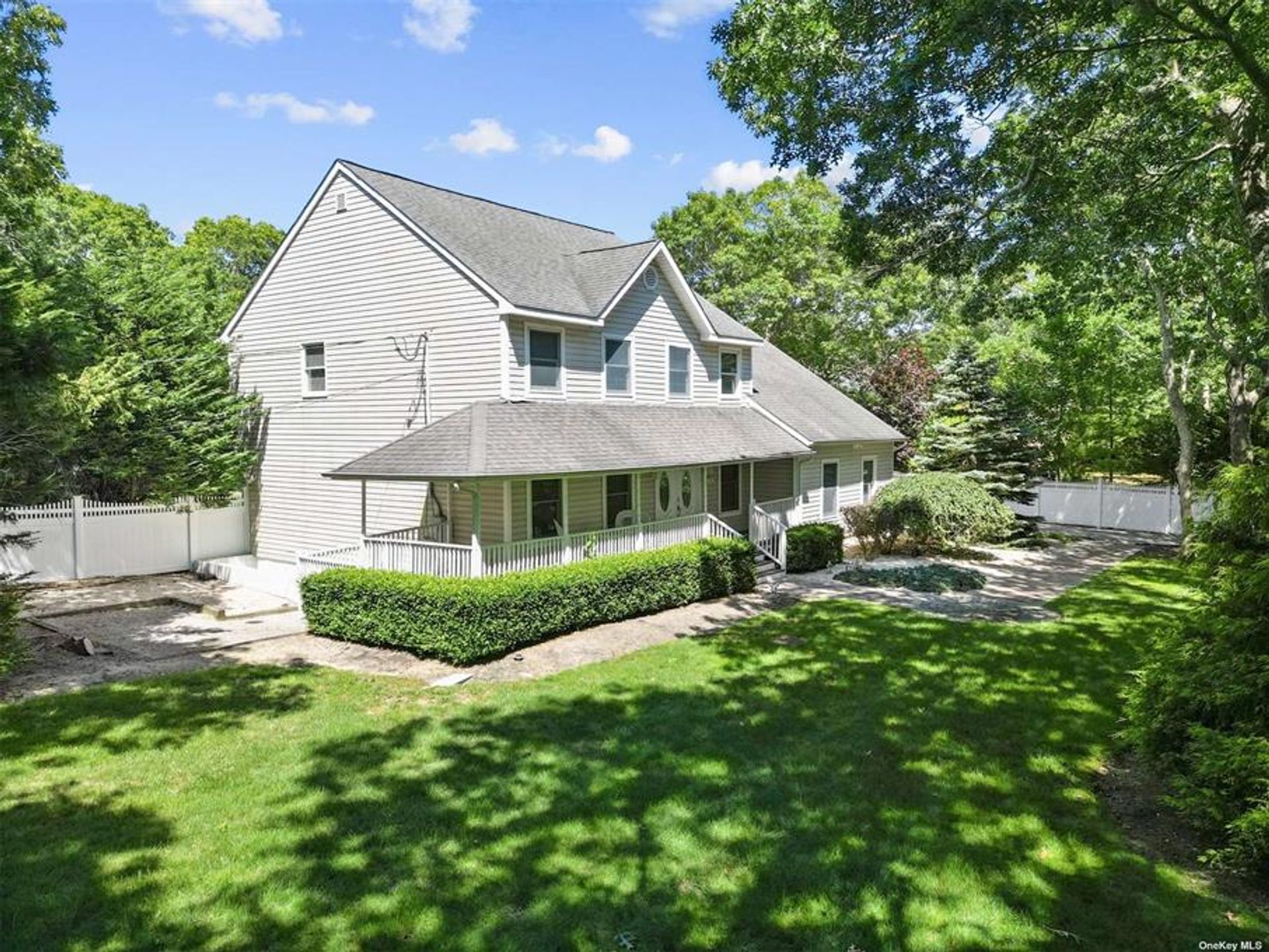 casa en Ponquogue, New York 10854495