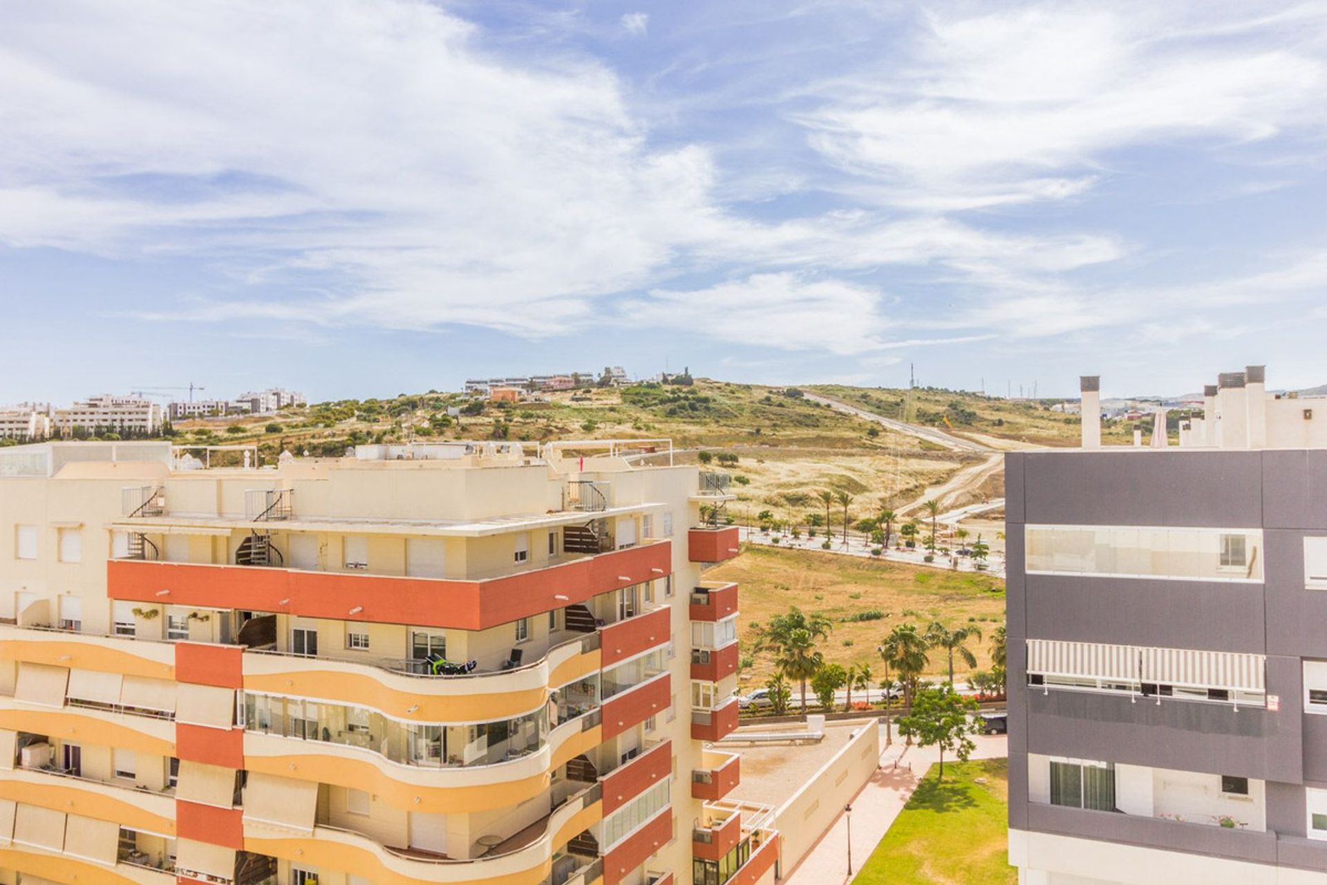 Condominium in Estepona, Andalucía 10854661