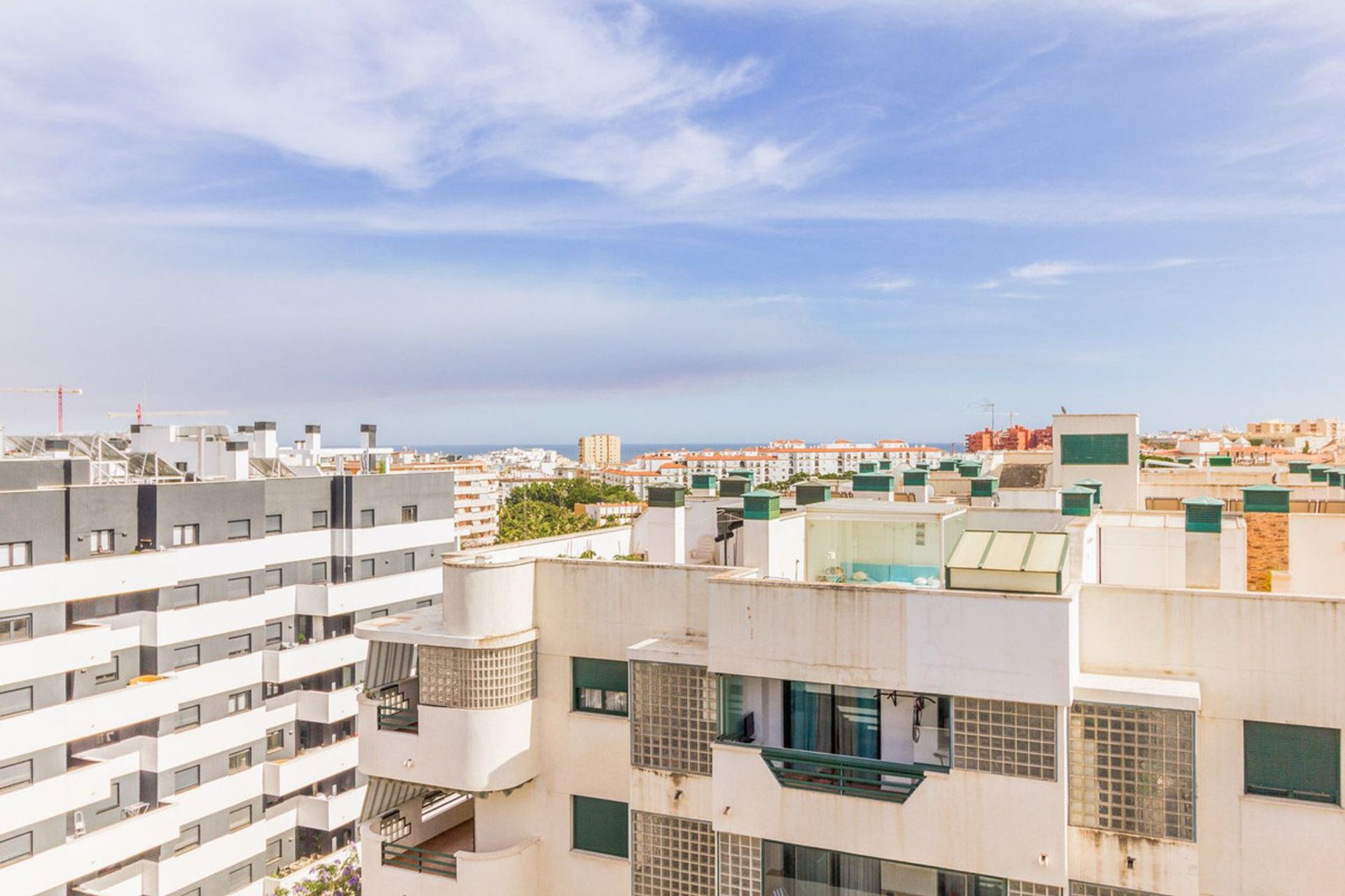 Condominium in Estepona, Andalucía 10854661