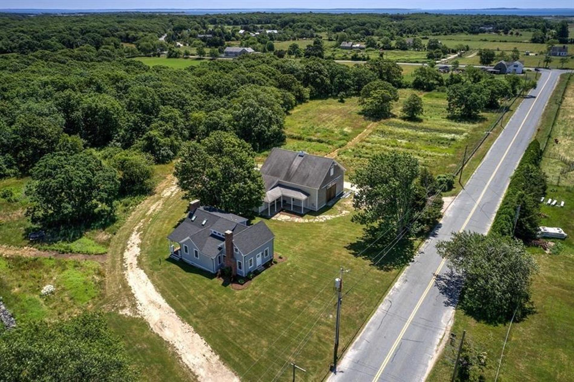 House in Great Neck, Massachusetts 10854699