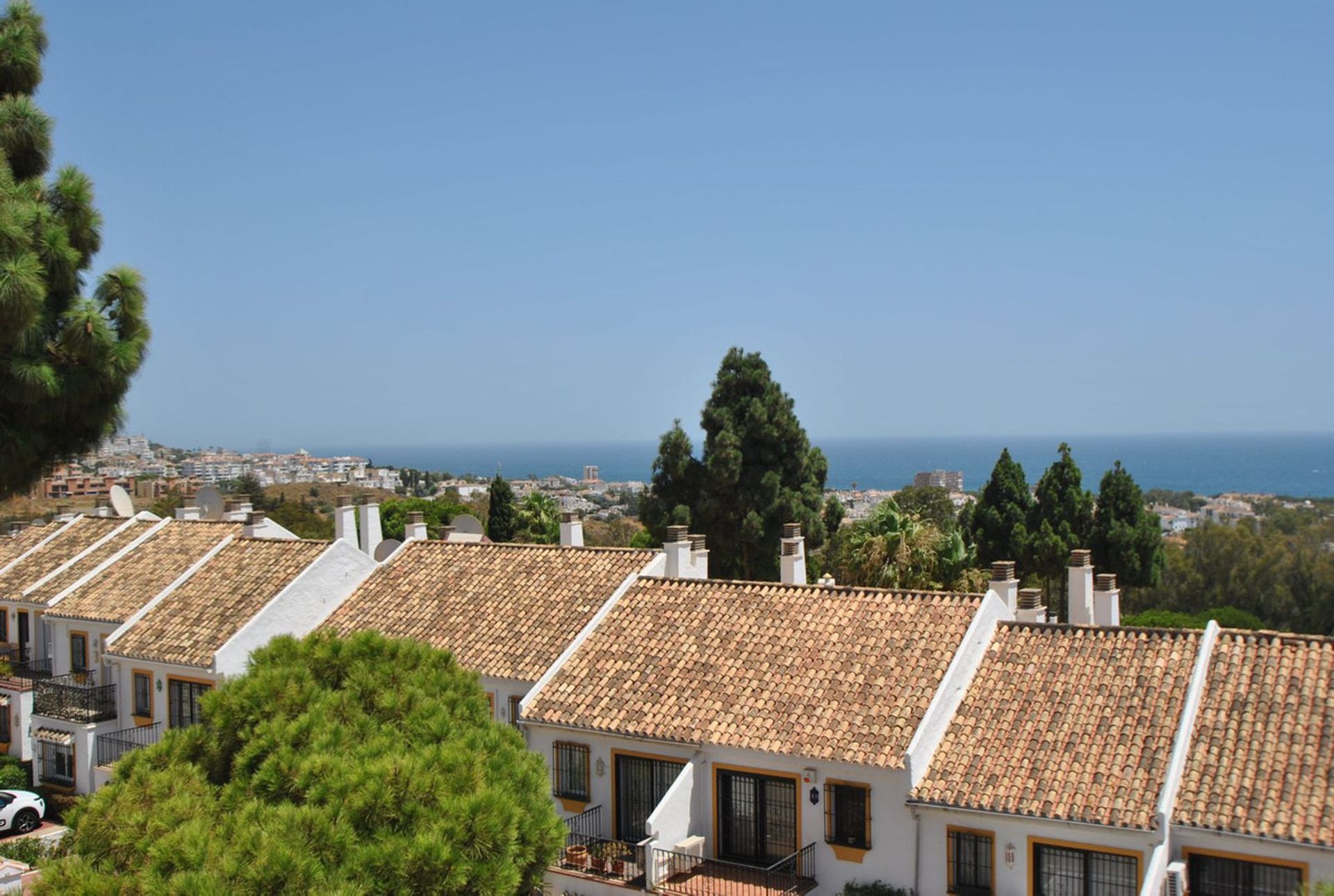 Casa nel Sitio de Calahonda, Andalusia 10854908