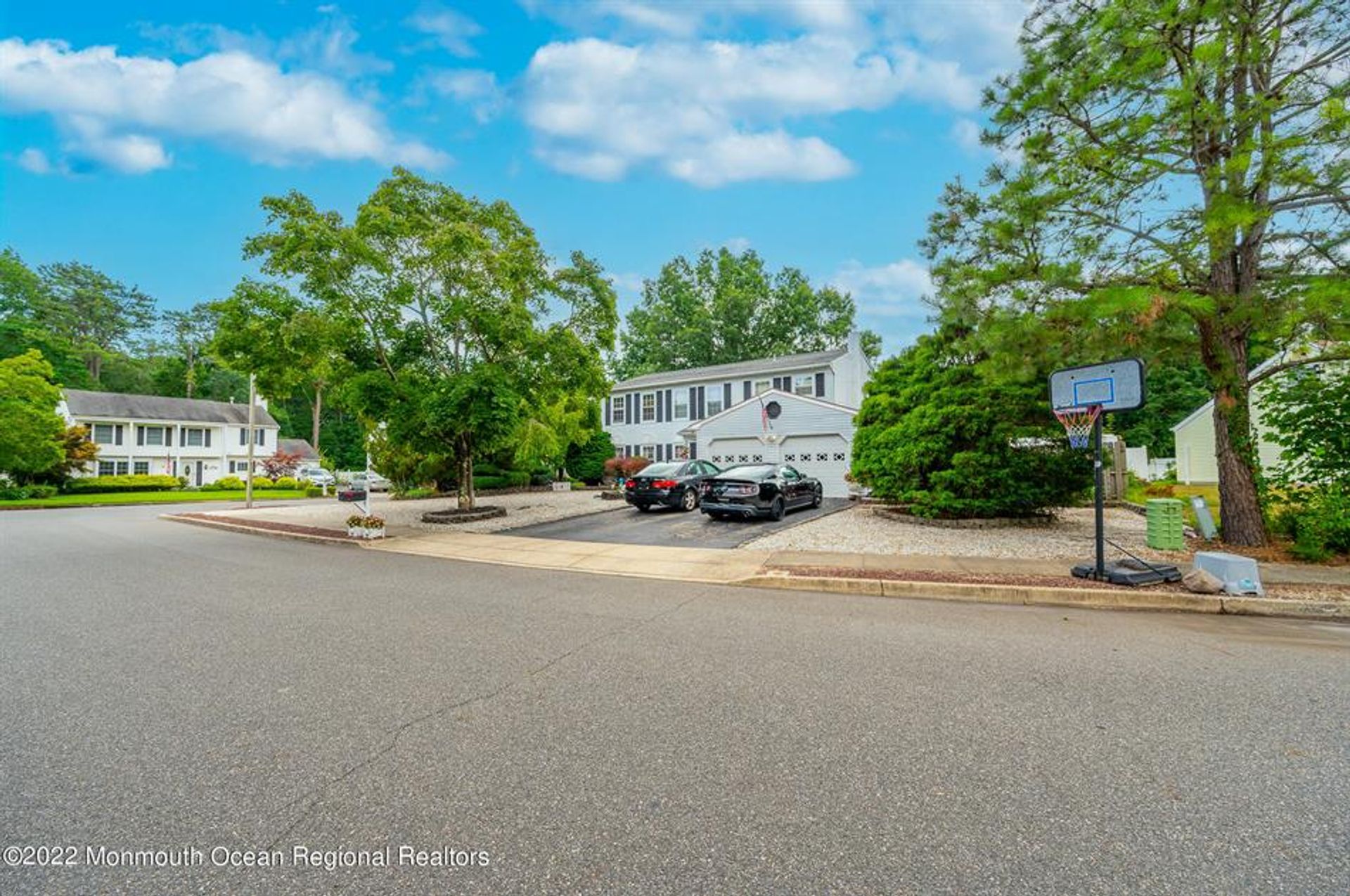 House in Bamberry Estates, New Jersey 10855310