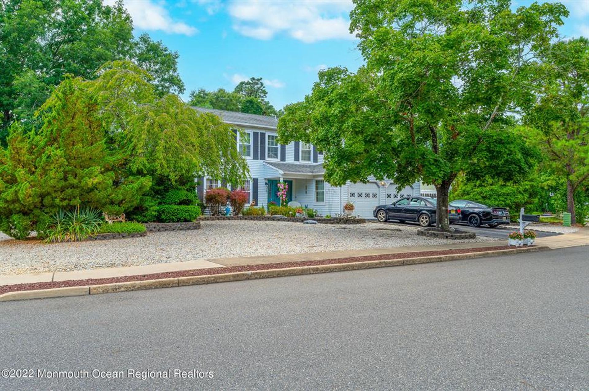 House in Bamberry Estates, New Jersey 10855310