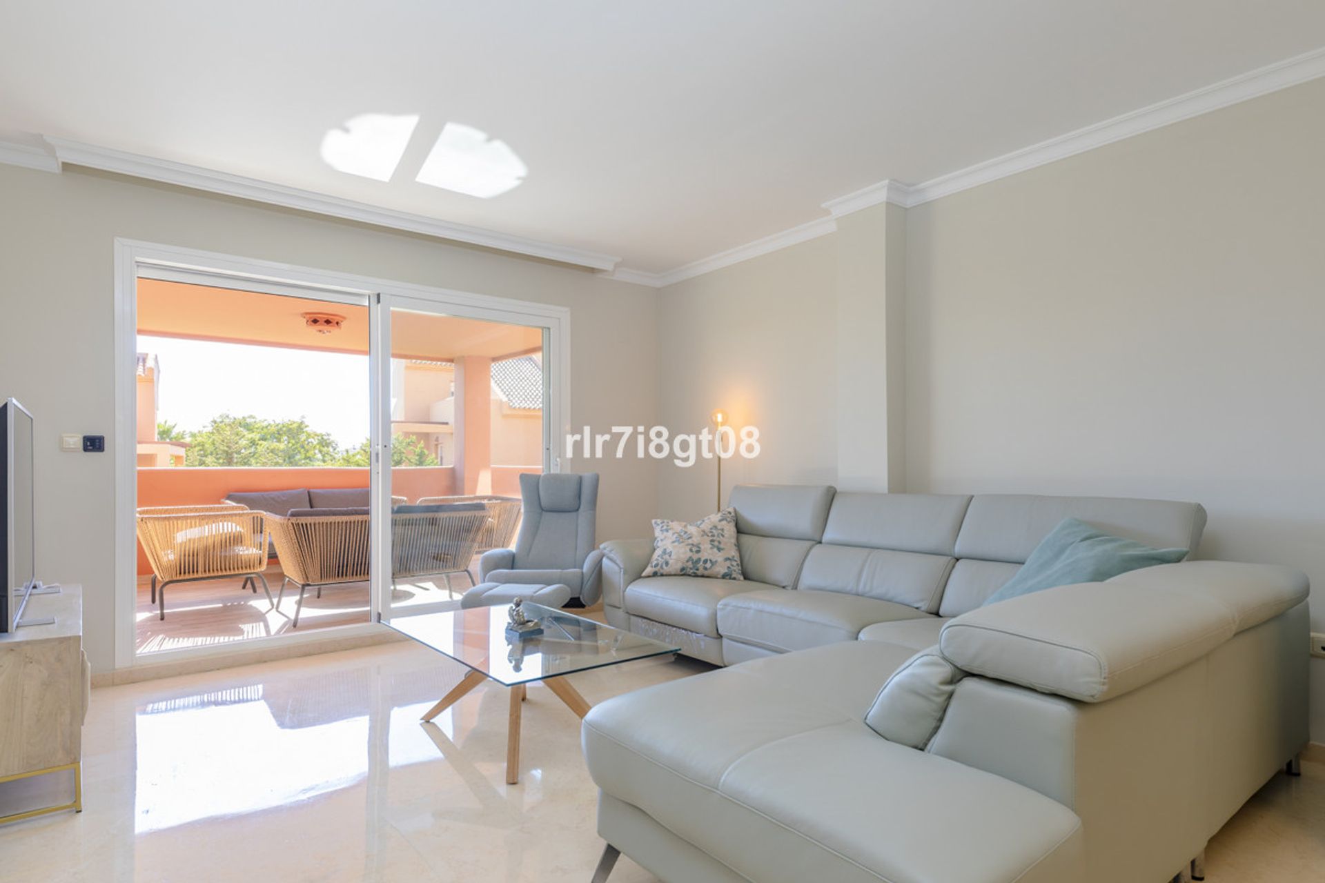 Condominio en Ojén, Andalucía 10856506