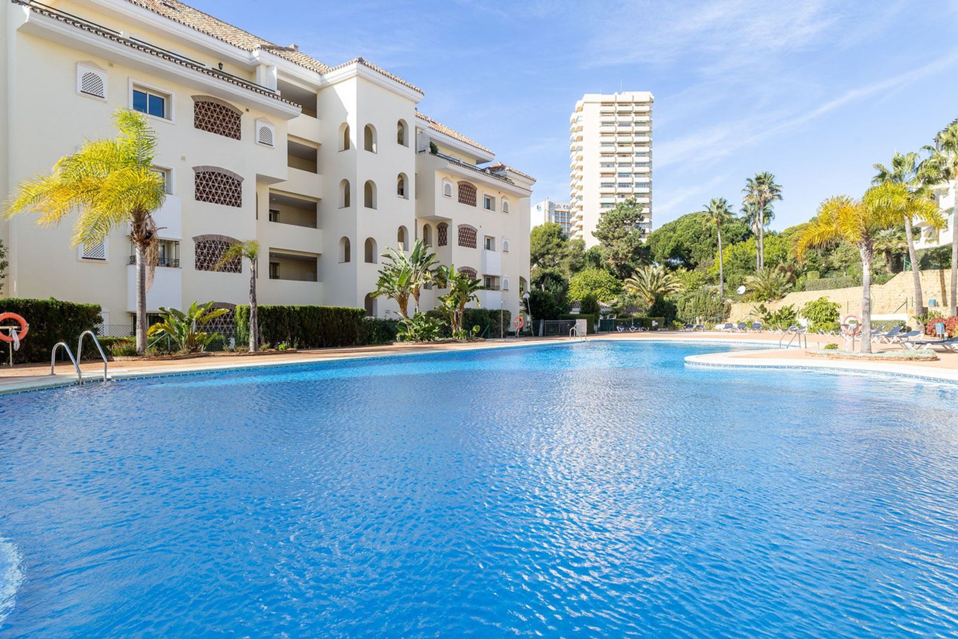 Osakehuoneisto sisään Marbella, Andalucía 10856700