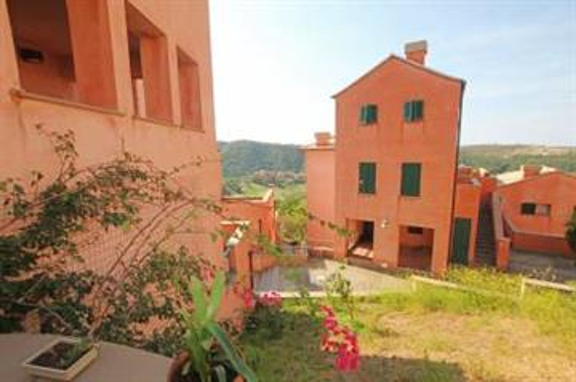 Condominium in Cogoleto, Liguria 10857376