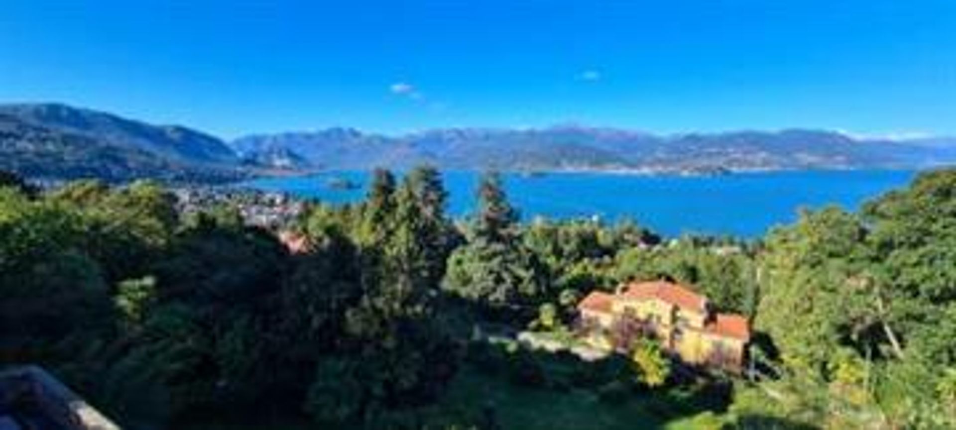 loger dans Stresa, Piedmont 10857379