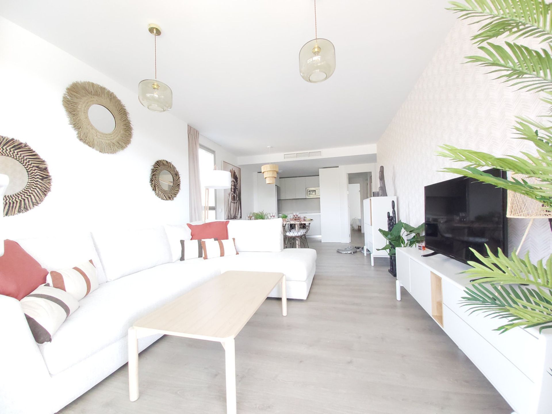 Condominium dans Estepona, Andalousie 10857405