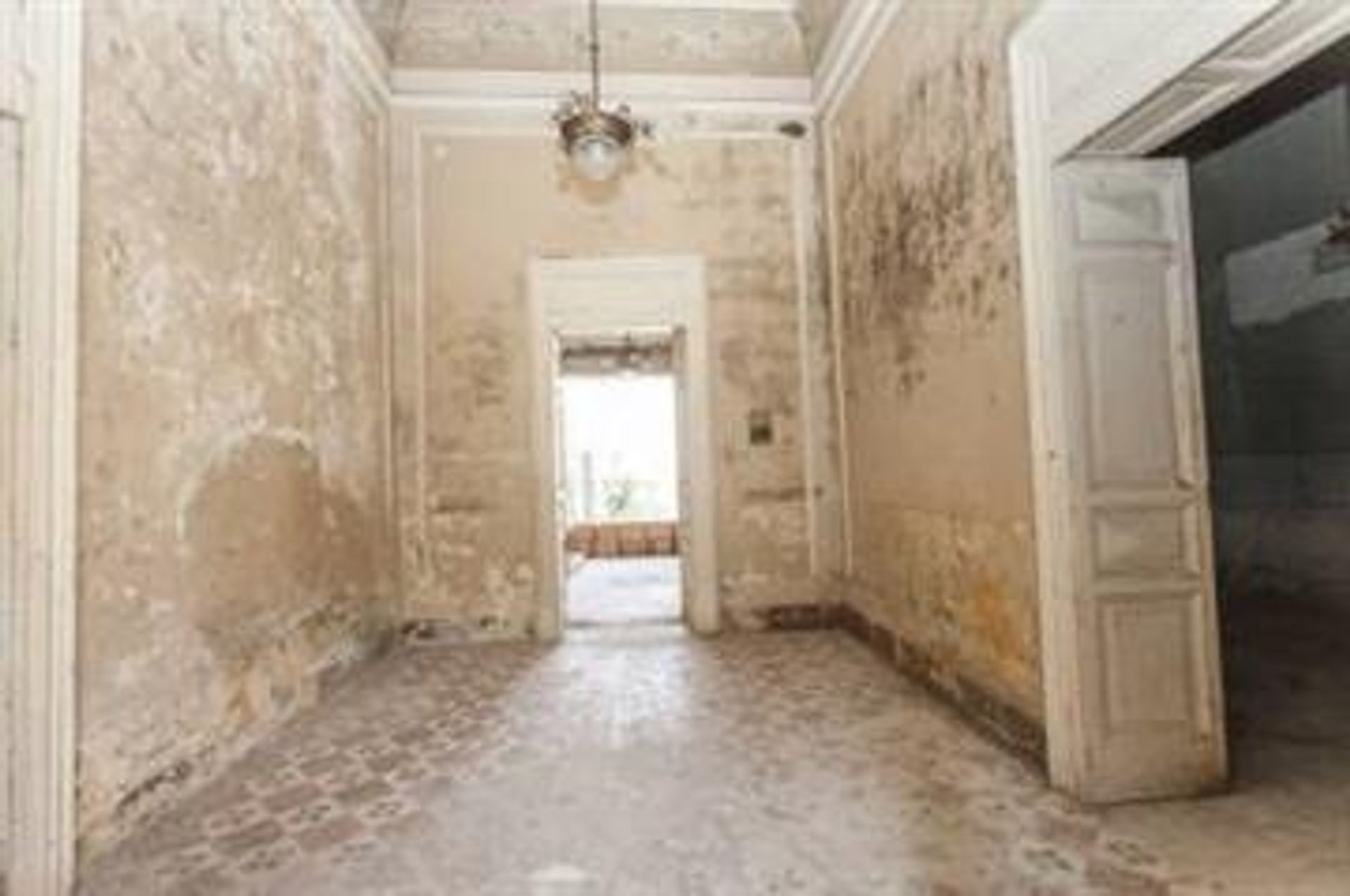 casa en Latiano, Apulia 10857409