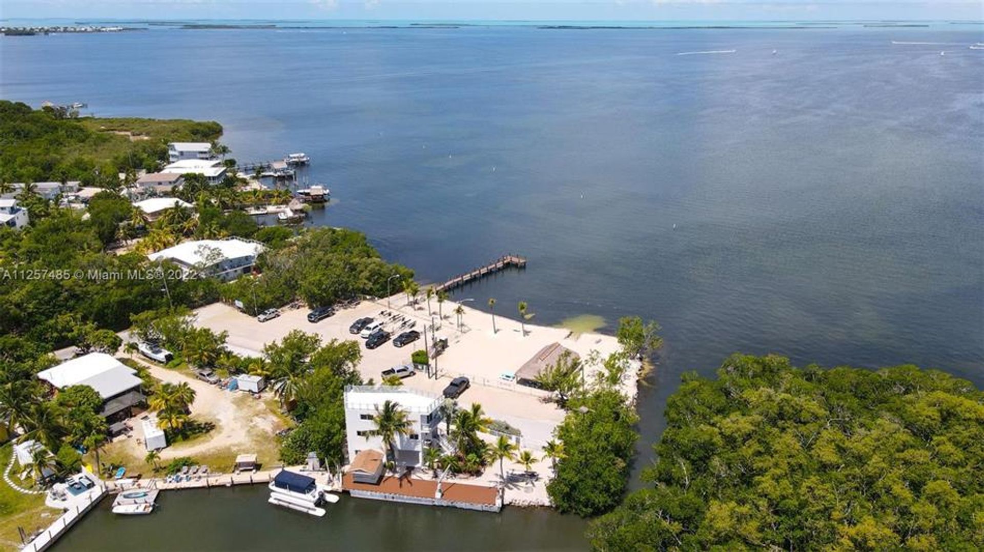 Condominium in Key Largo, Florida 10857609