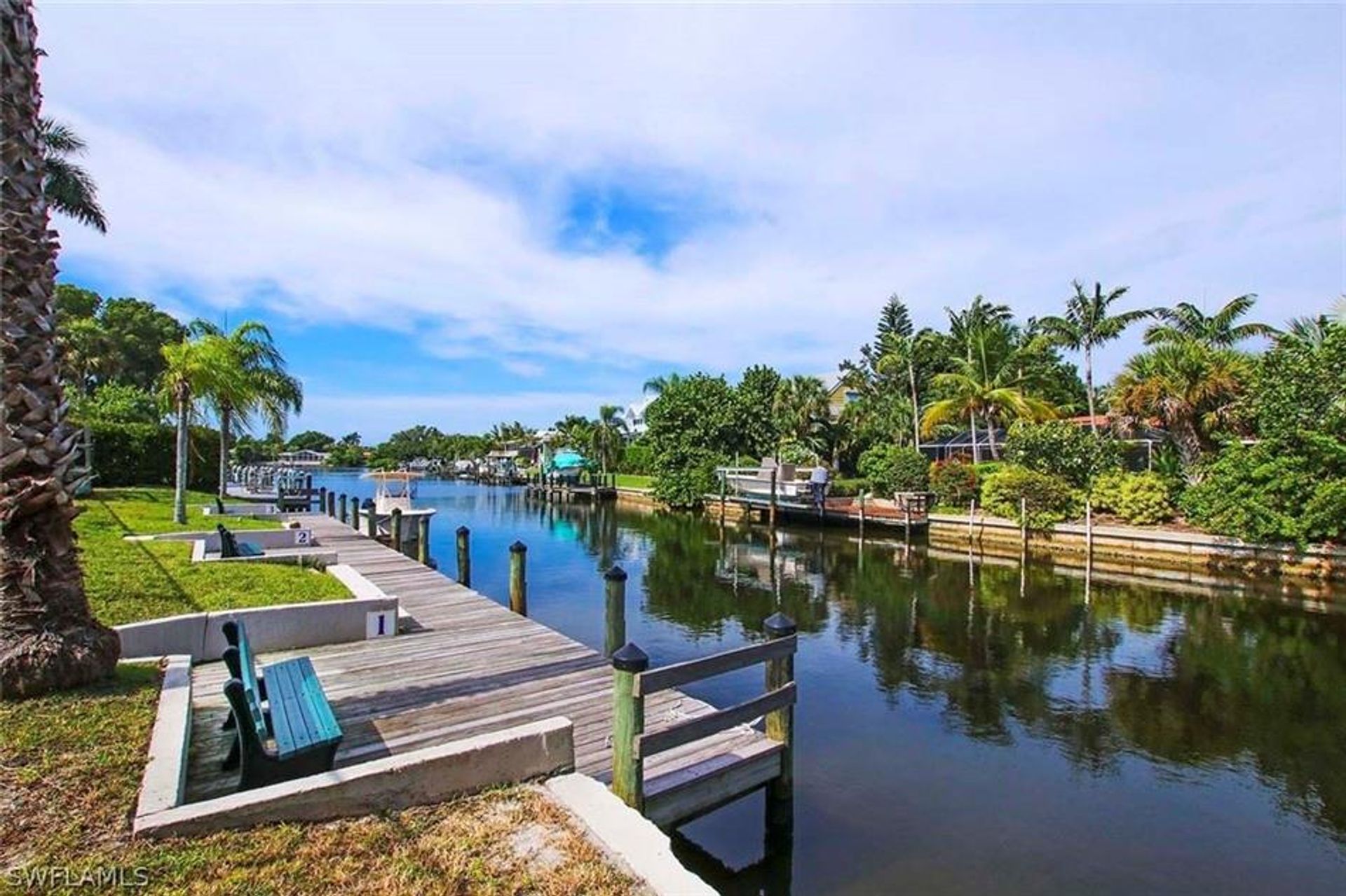 Condominium in Sanibel, Florida 10857860